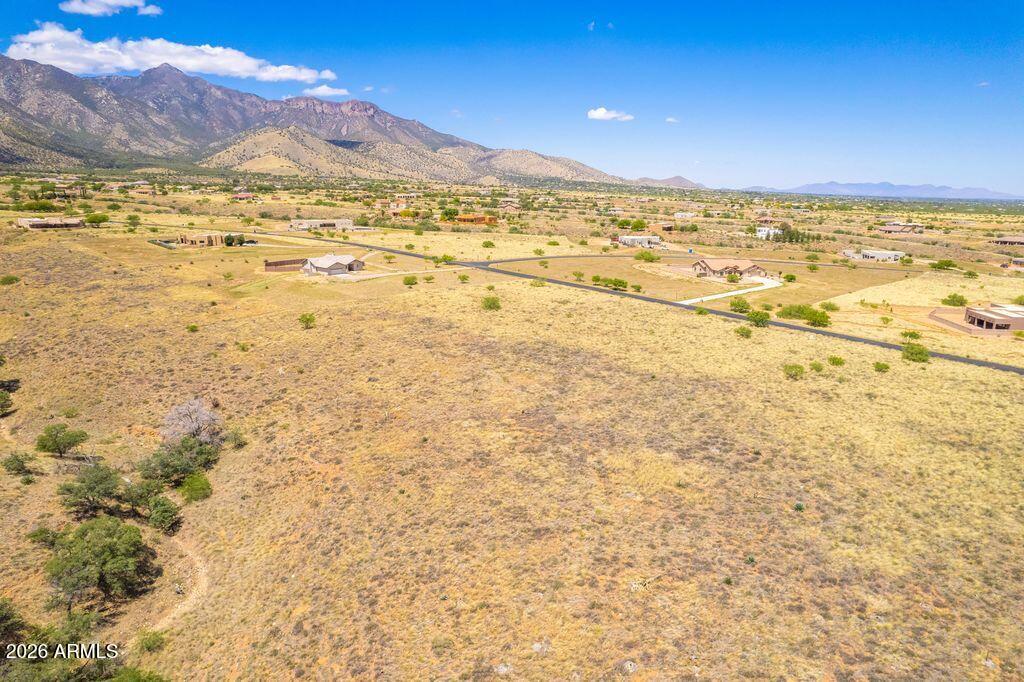 WILD HORSE 2 - Land
