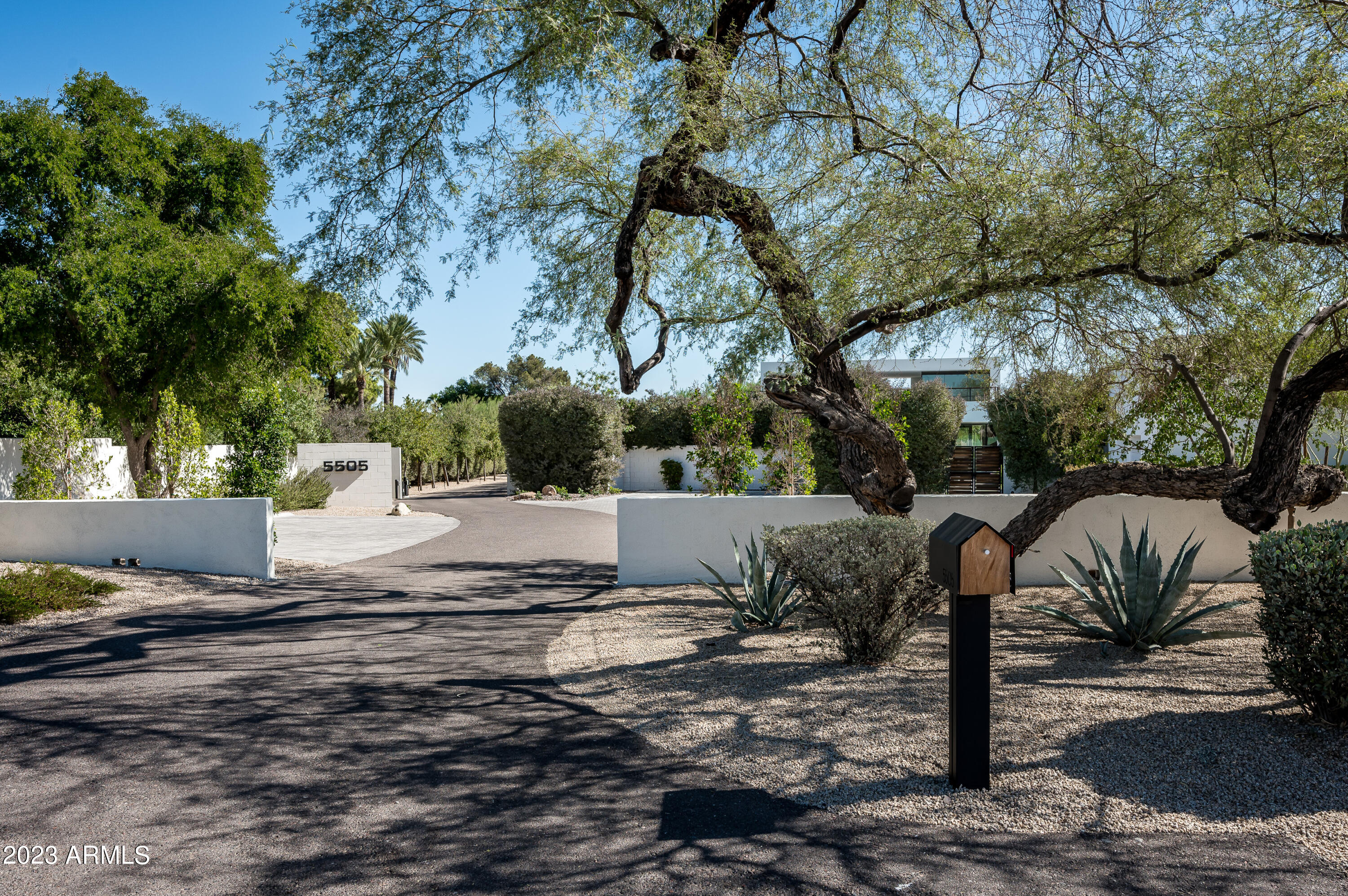 Paradise Valley - Residential