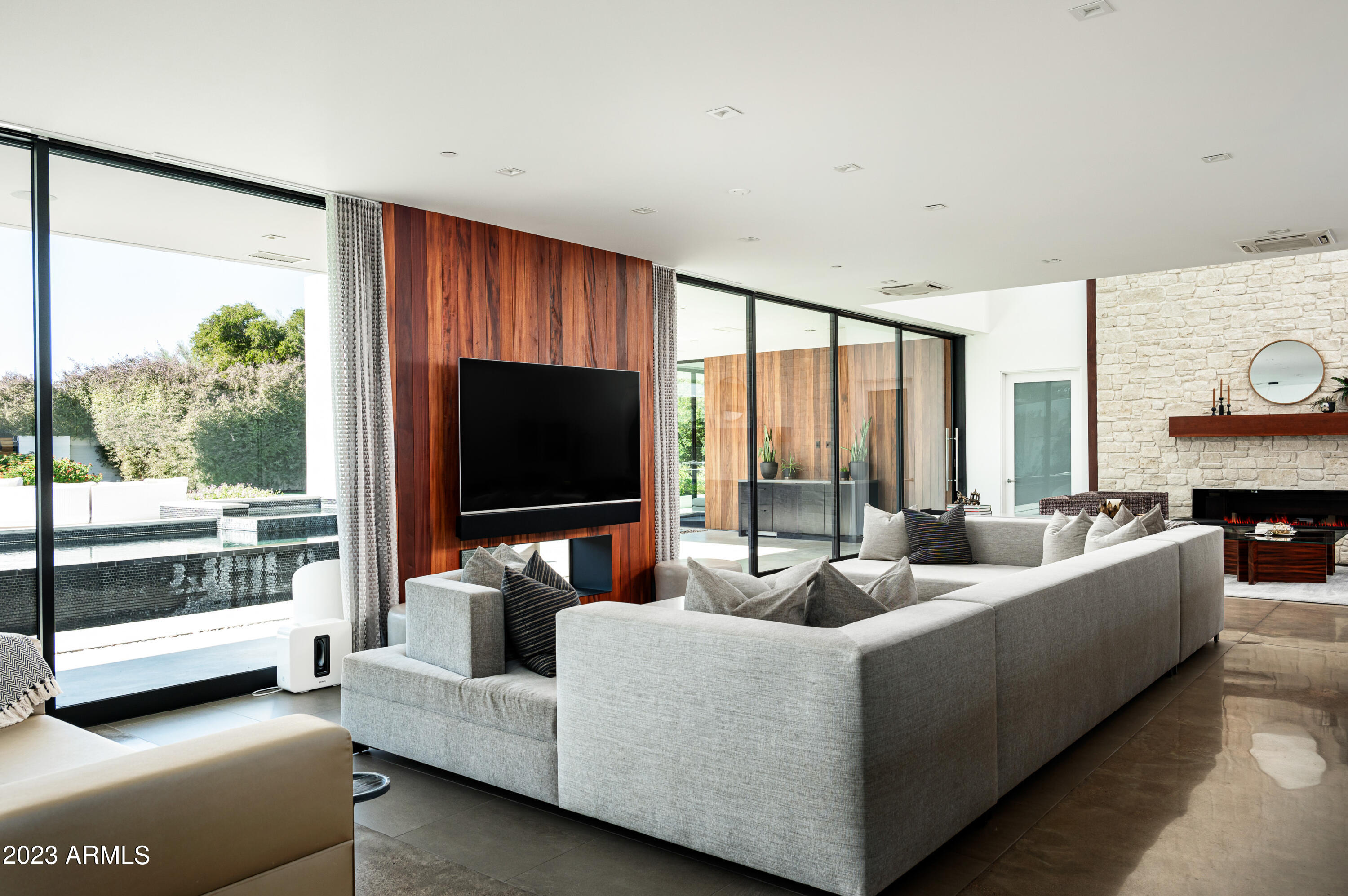 Paradise Valley - Residential