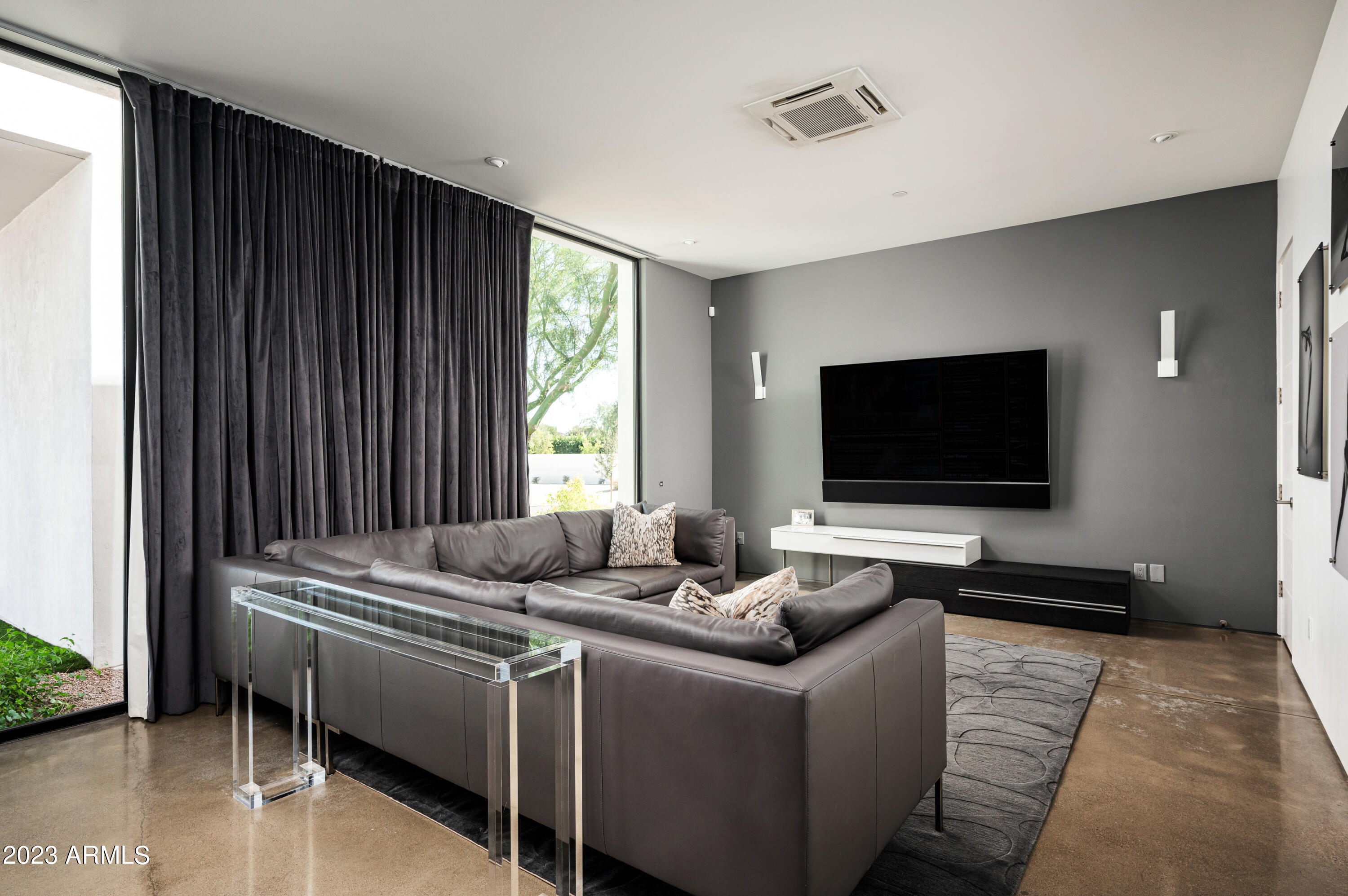 Paradise Valley - Residential