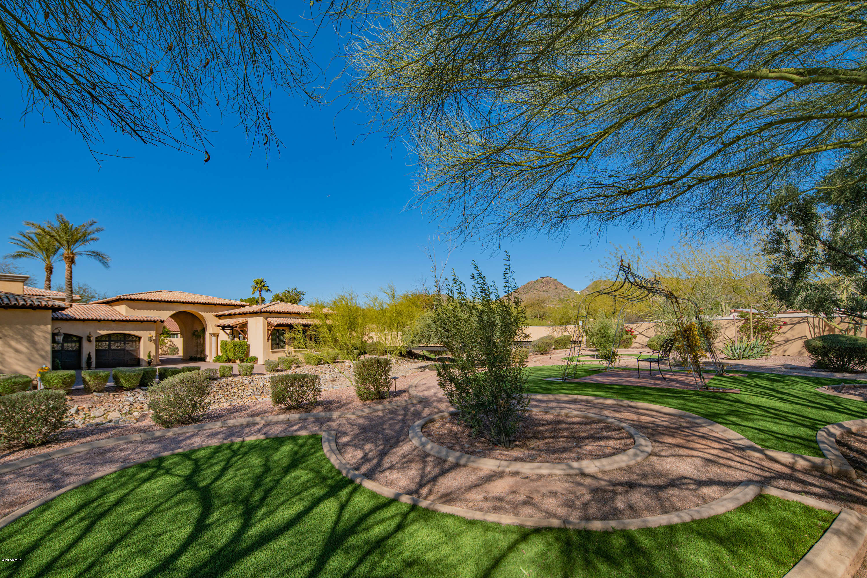 PEBBLE RIDGE - Residential