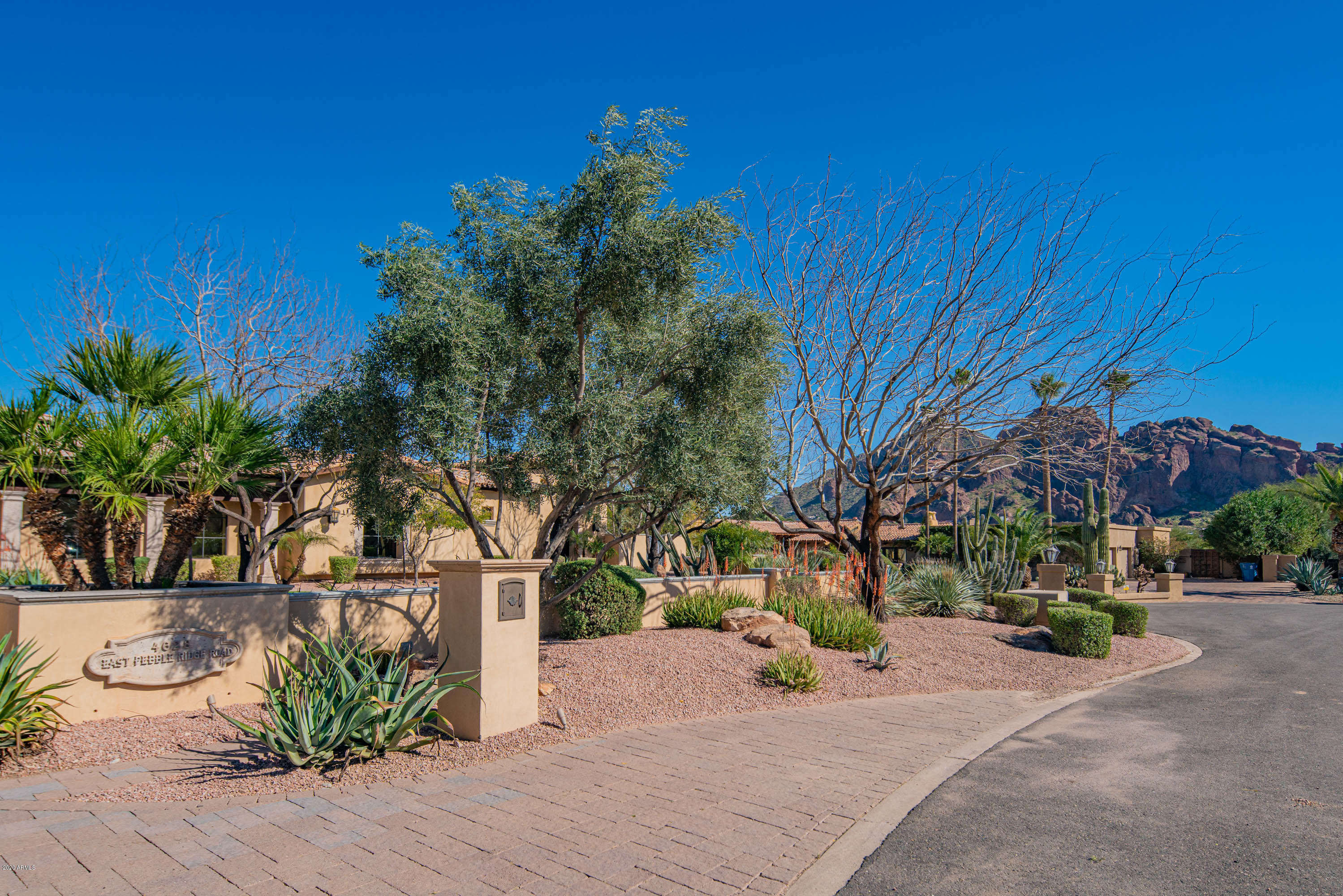 PEBBLE RIDGE - Residential