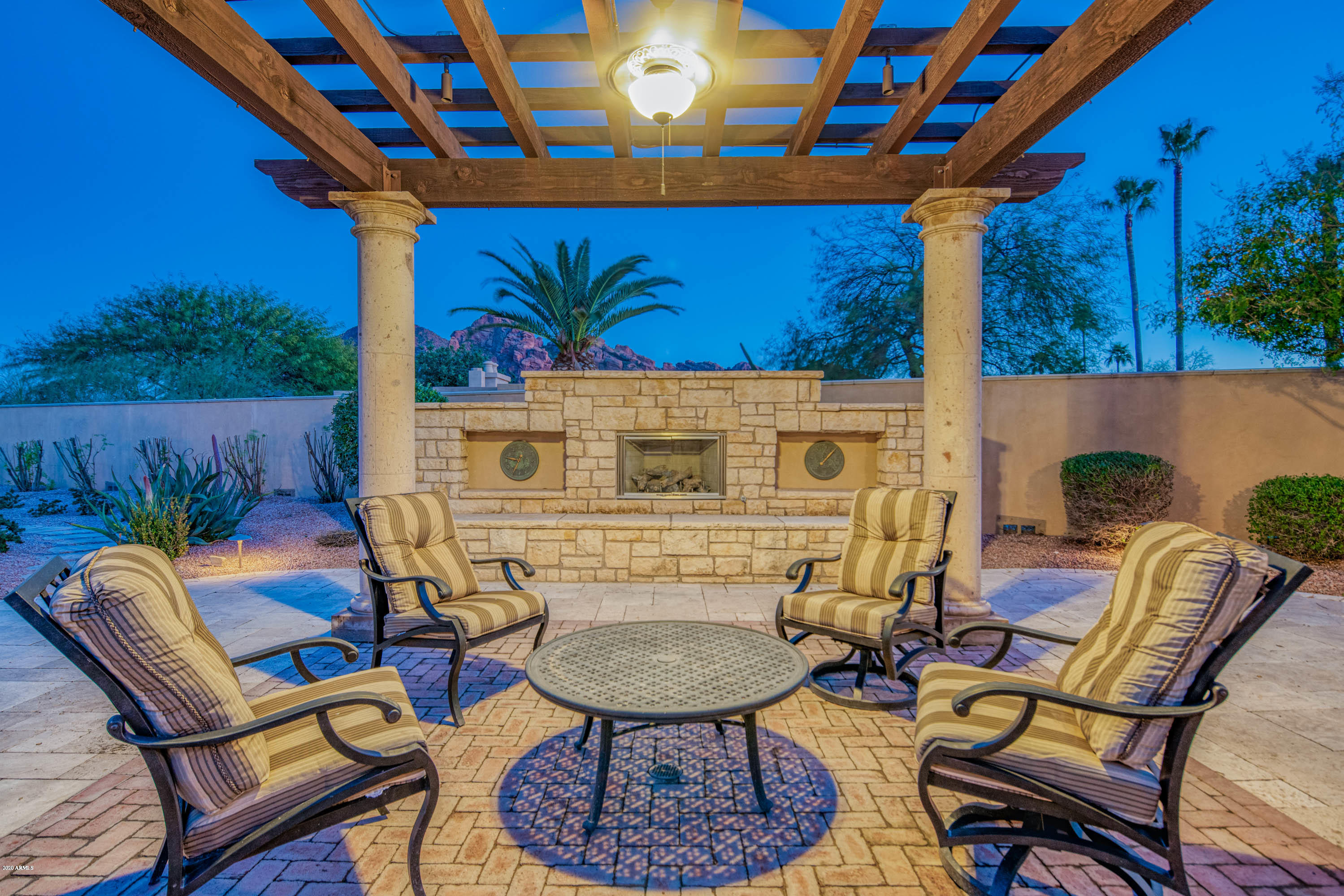 PEBBLE RIDGE - Residential