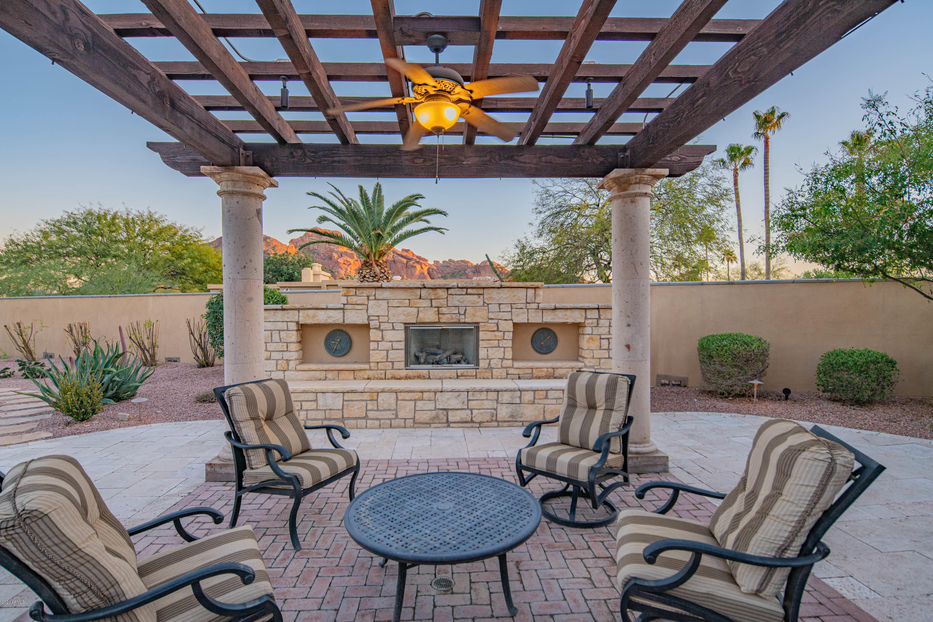 PEBBLE RIDGE - Residential