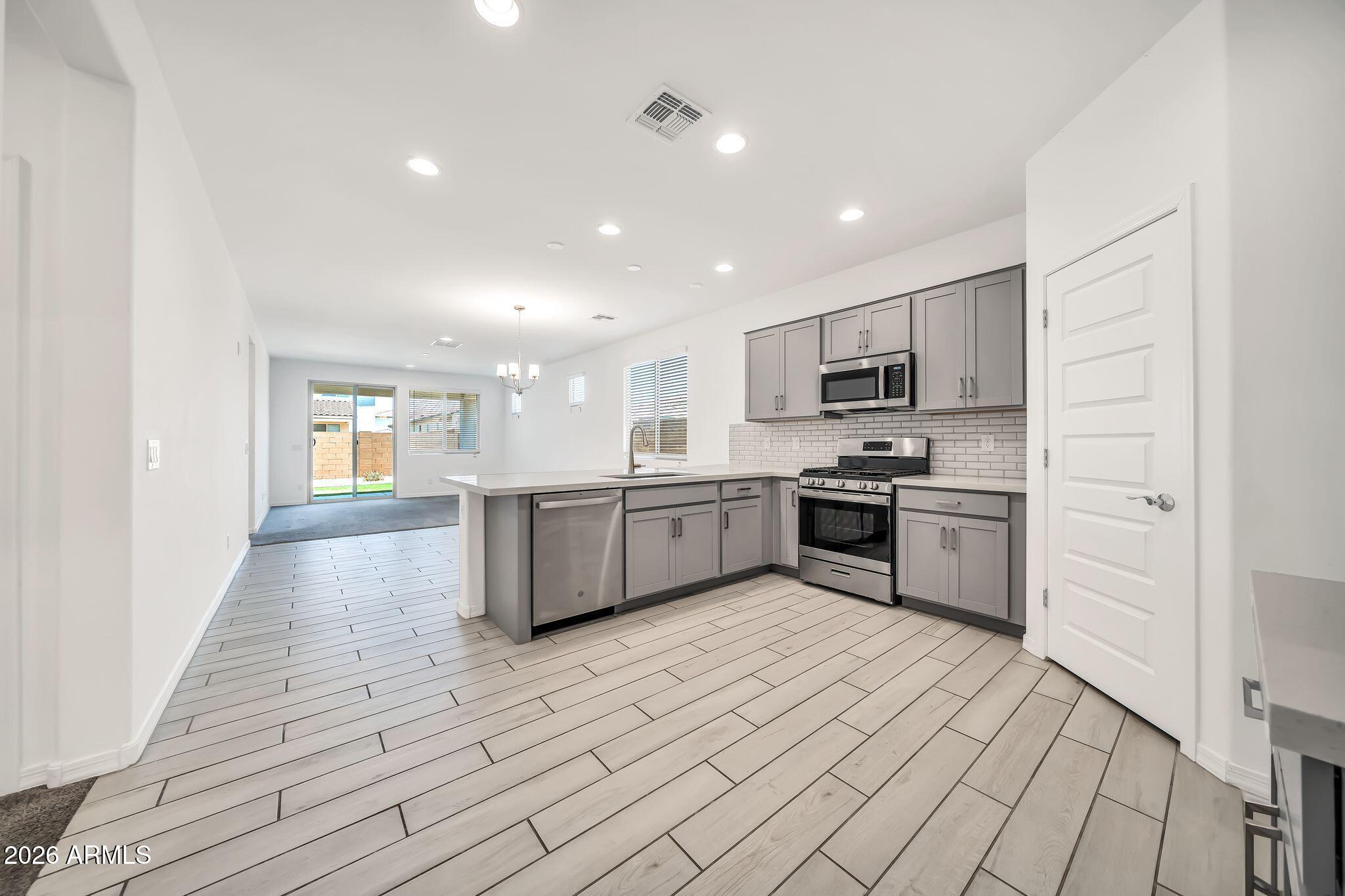 STONEHAVEN PHASE 3 PARCEL 20 - Residential