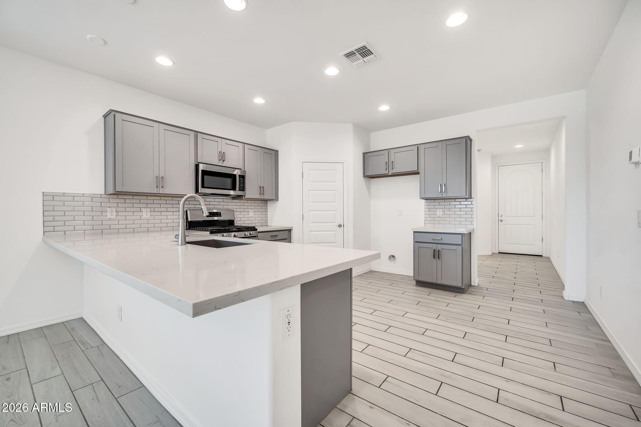 STONEHAVEN PHASE 3 PARCEL 20 - Residential
