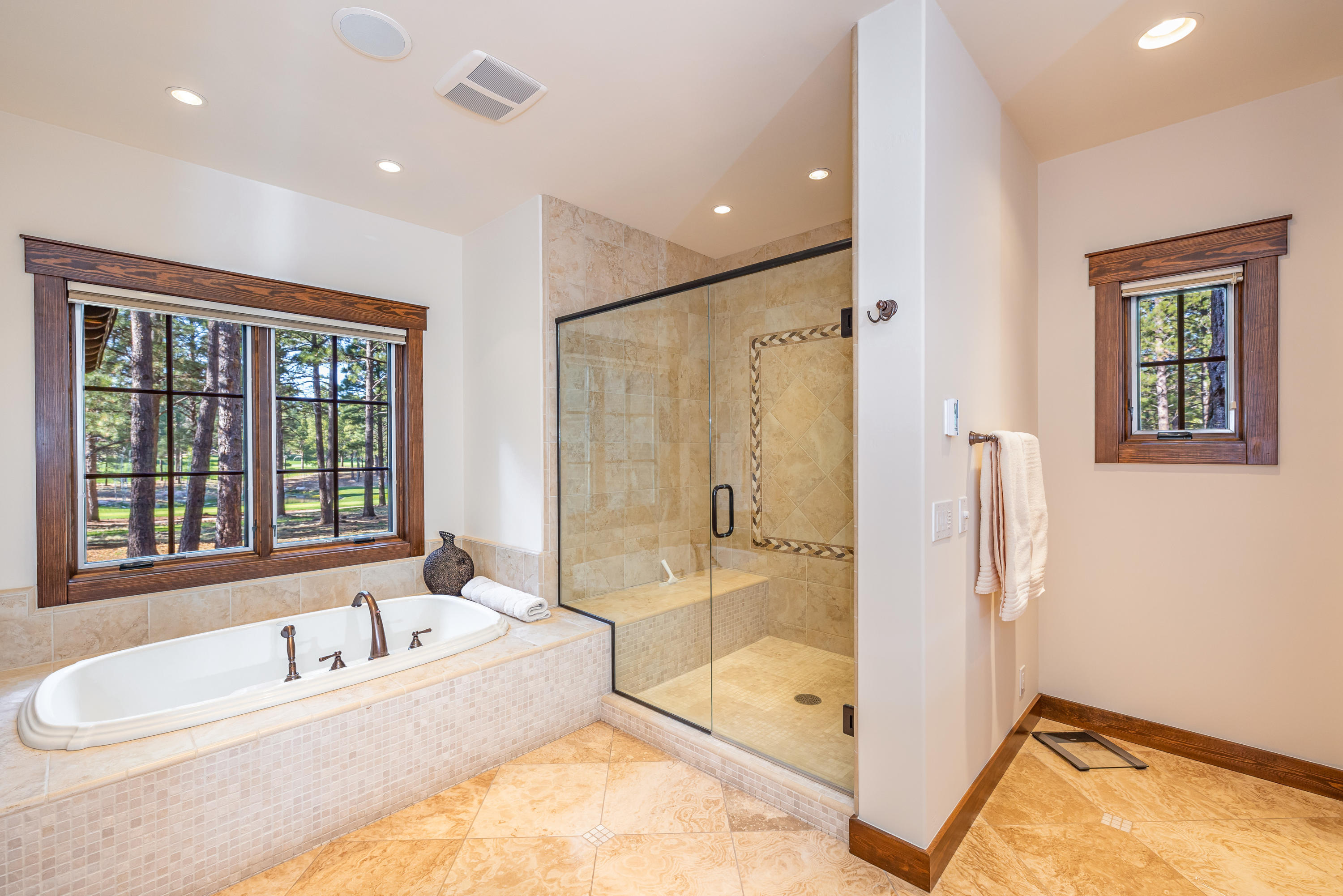 ESTATES AT PINE CANYON - Residential