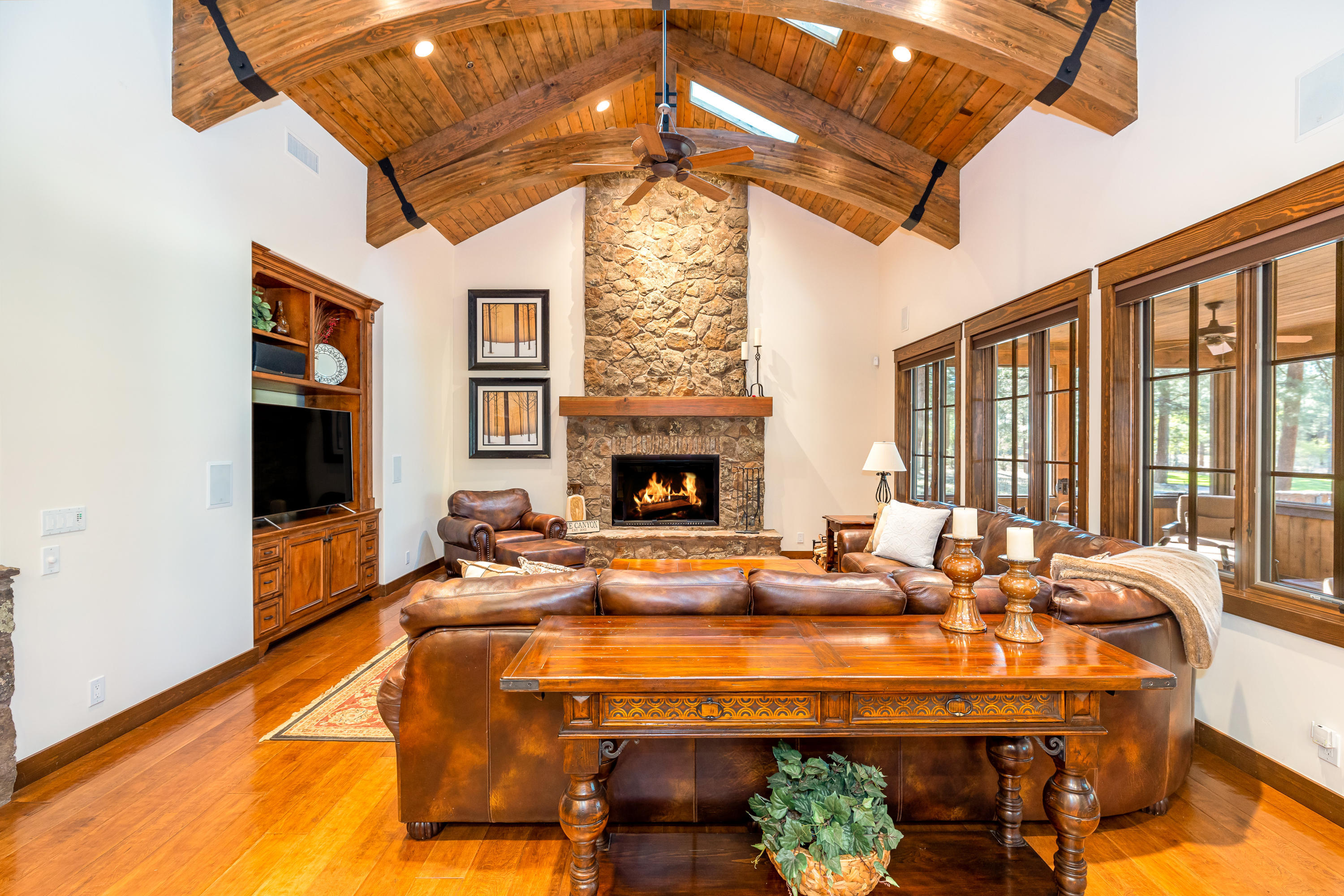 ESTATES AT PINE CANYON - Residential