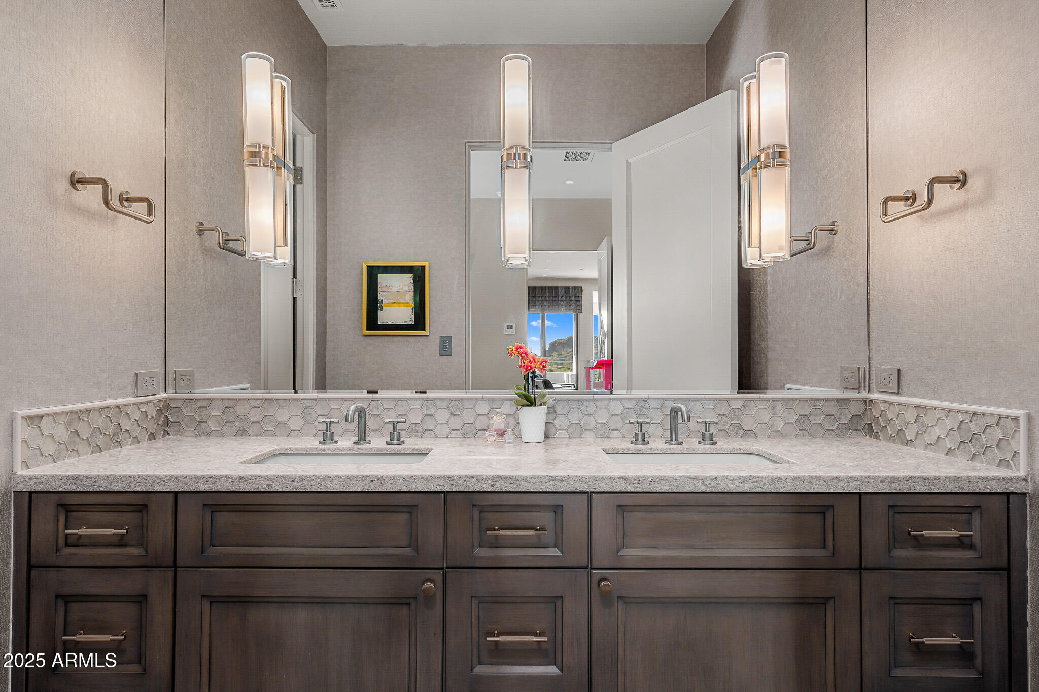 LINCOLN 40 - Residential