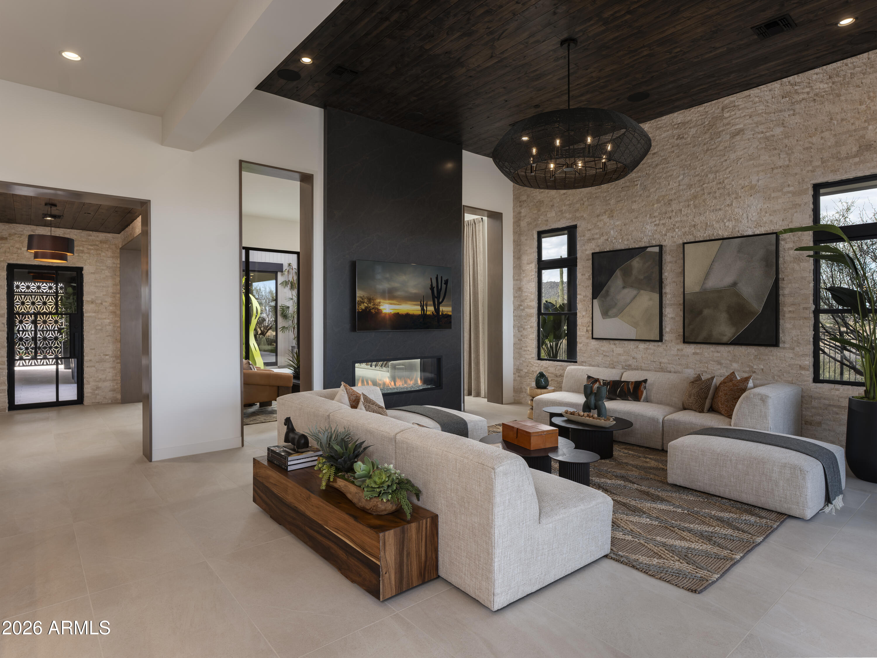 MCDOWELL MOUNTAIN MANOR - Residential