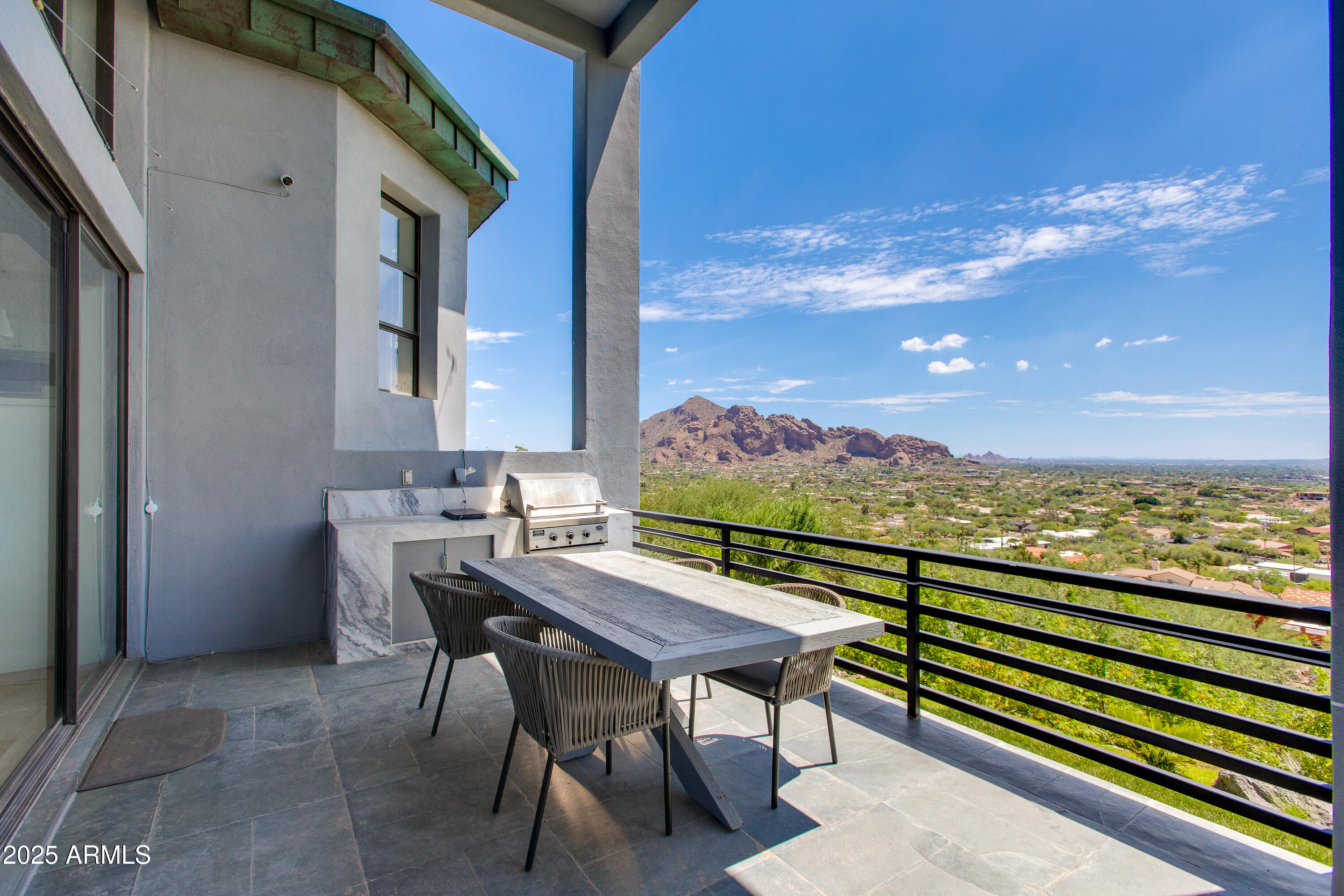 PARADISE HIGHLANDS 2 - Residential