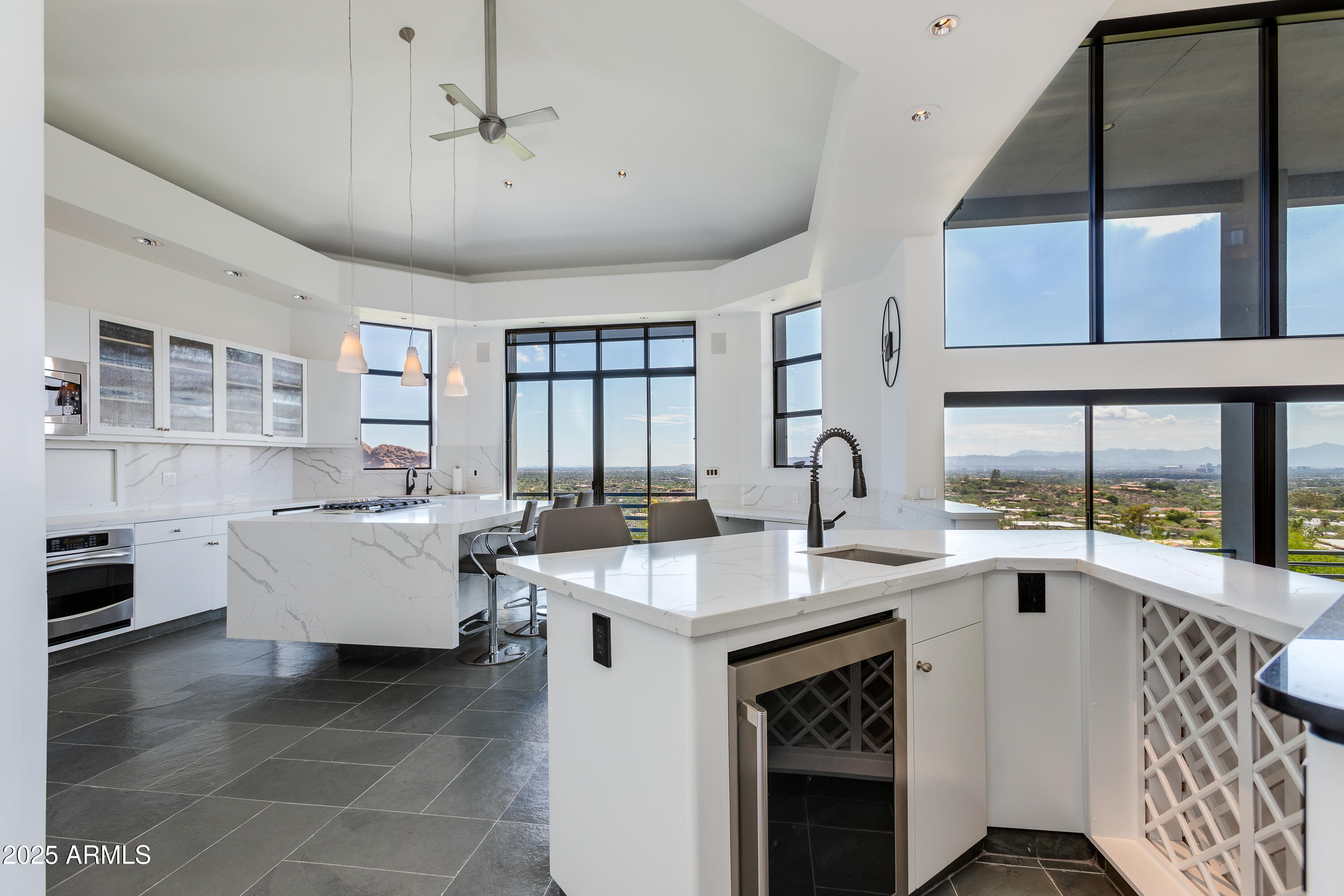 PARADISE HIGHLANDS 2 - Residential