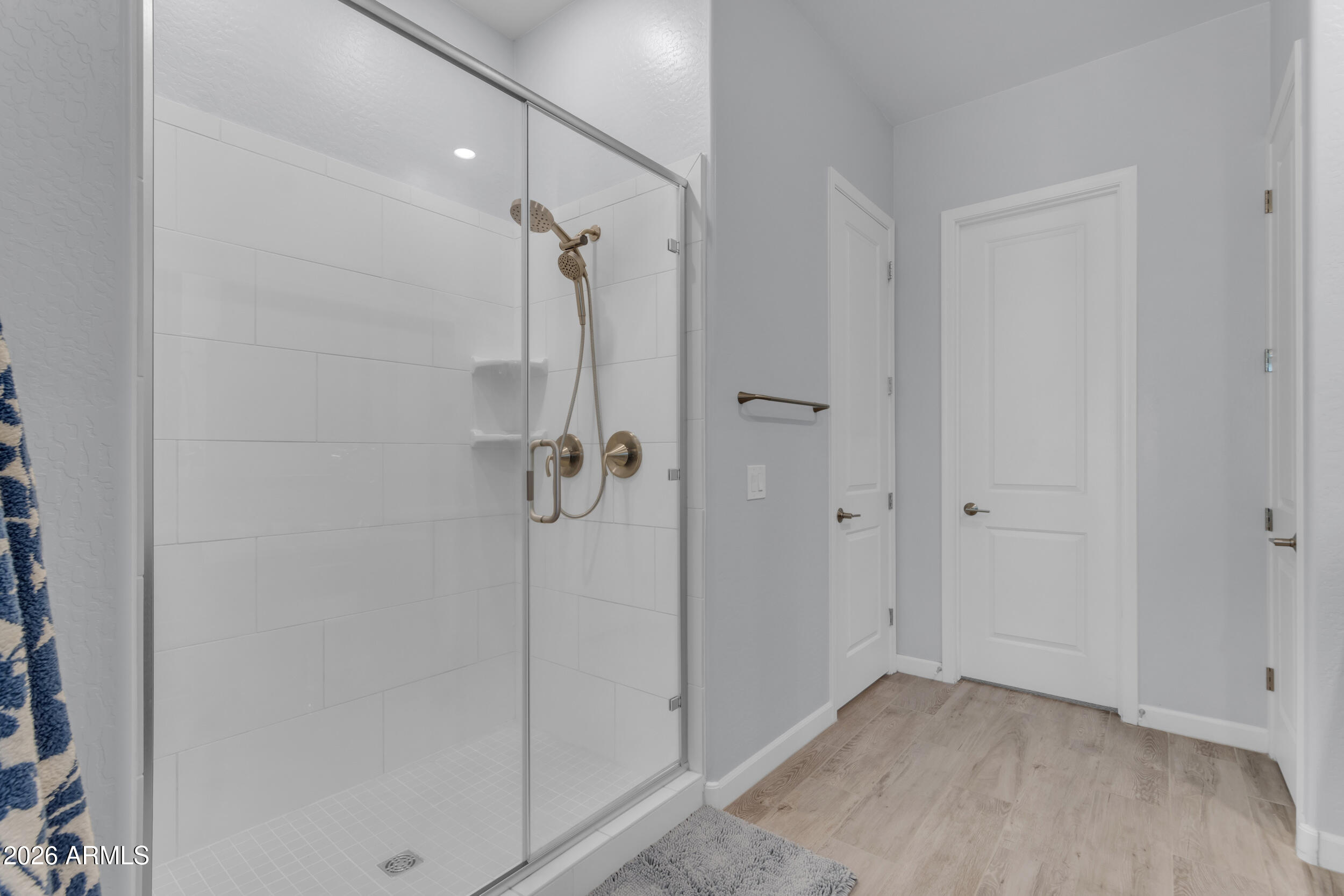 ASANTE PHASE 1 UNIT 5 - Residential