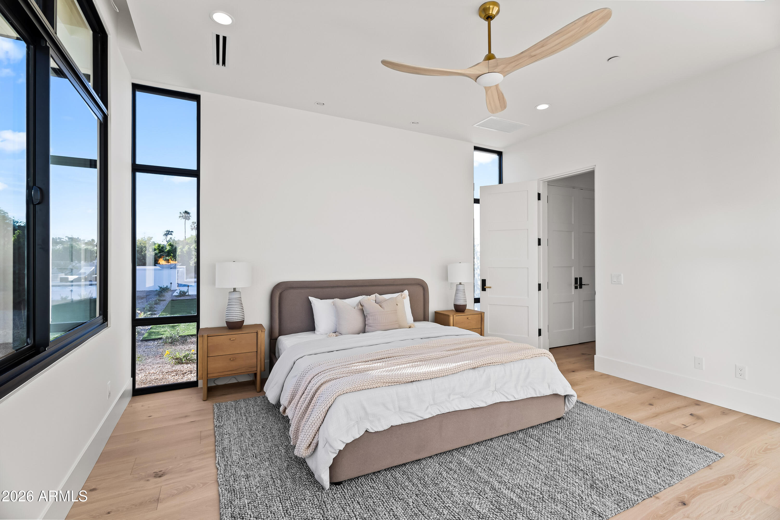 CAMELBACK COUNTRY CLUB ESTATES - Residential