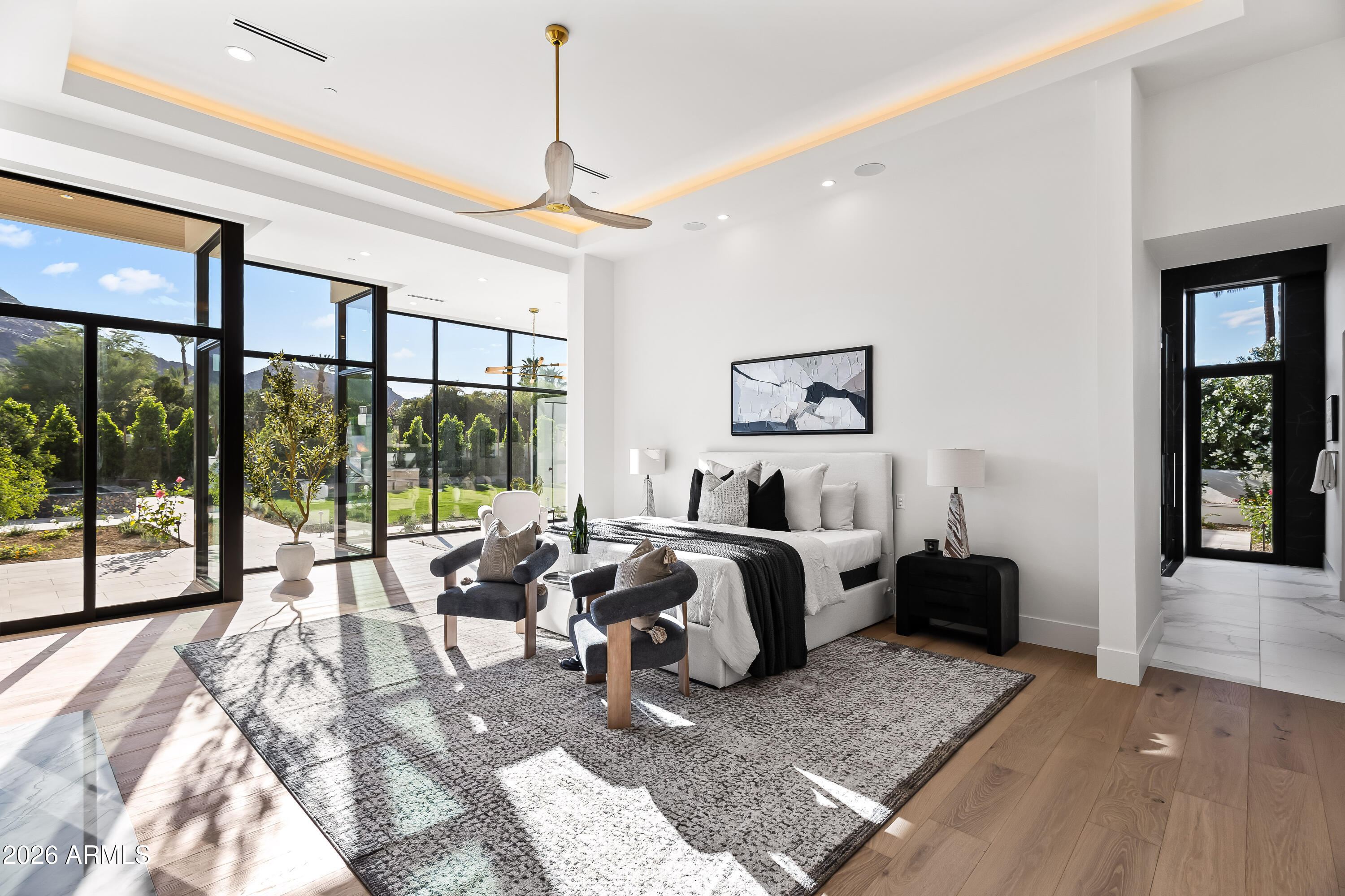 CAMELBACK COUNTRY CLUB ESTATES - Residential
