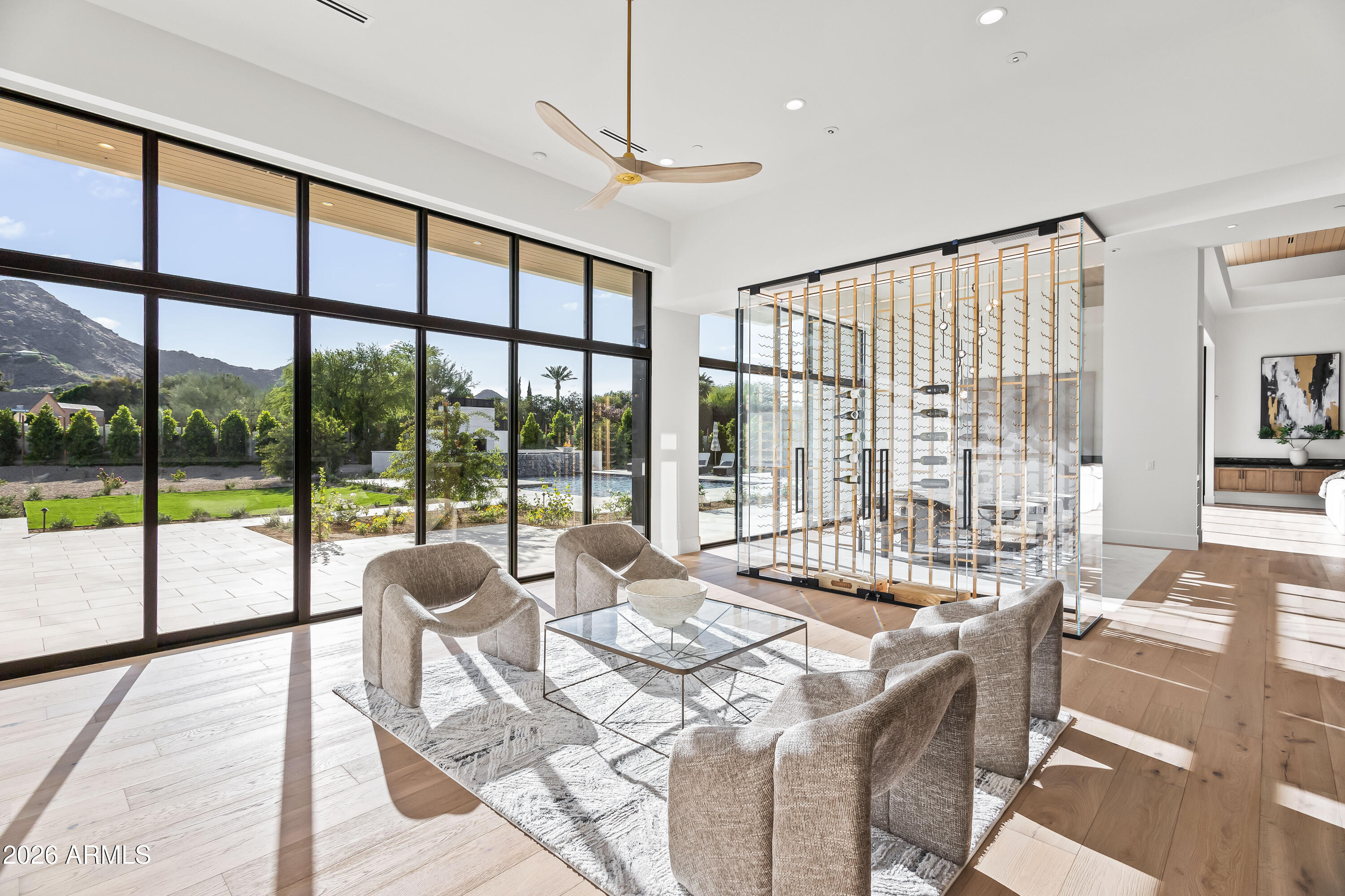 CAMELBACK COUNTRY CLUB ESTATES - Residential