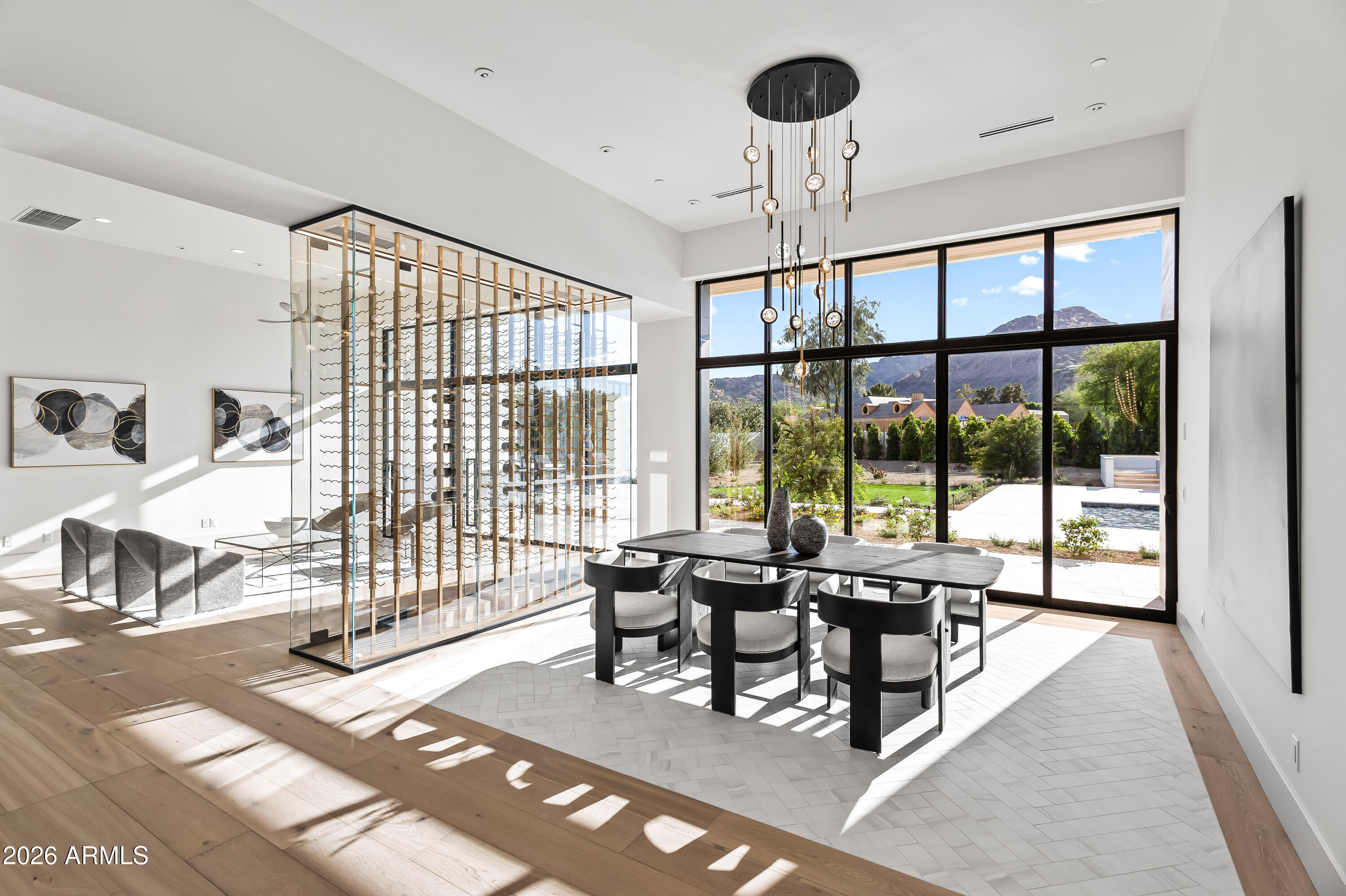 CAMELBACK COUNTRY CLUB ESTATES - Residential