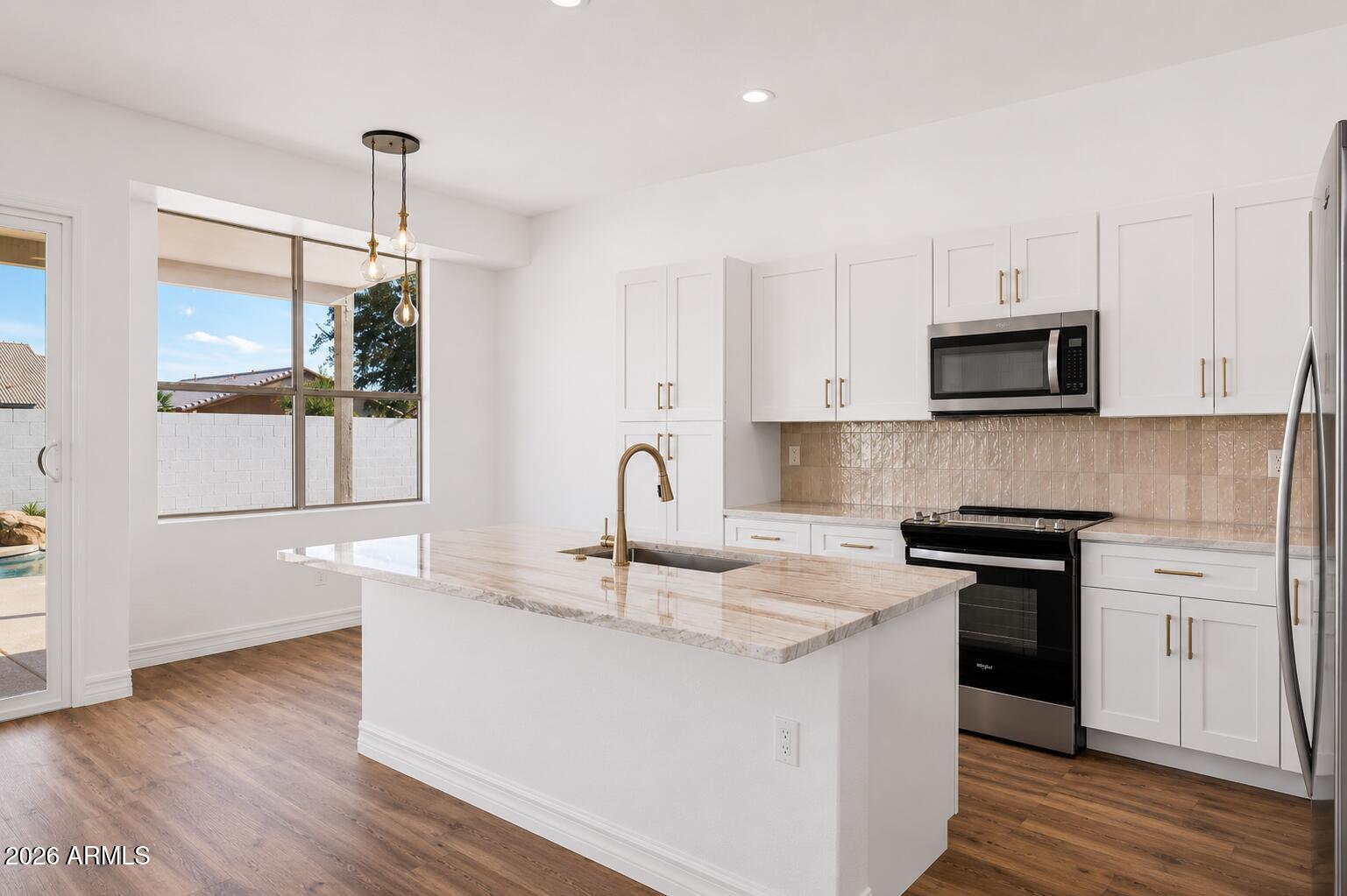 CAROL RAE RANCH - Residential