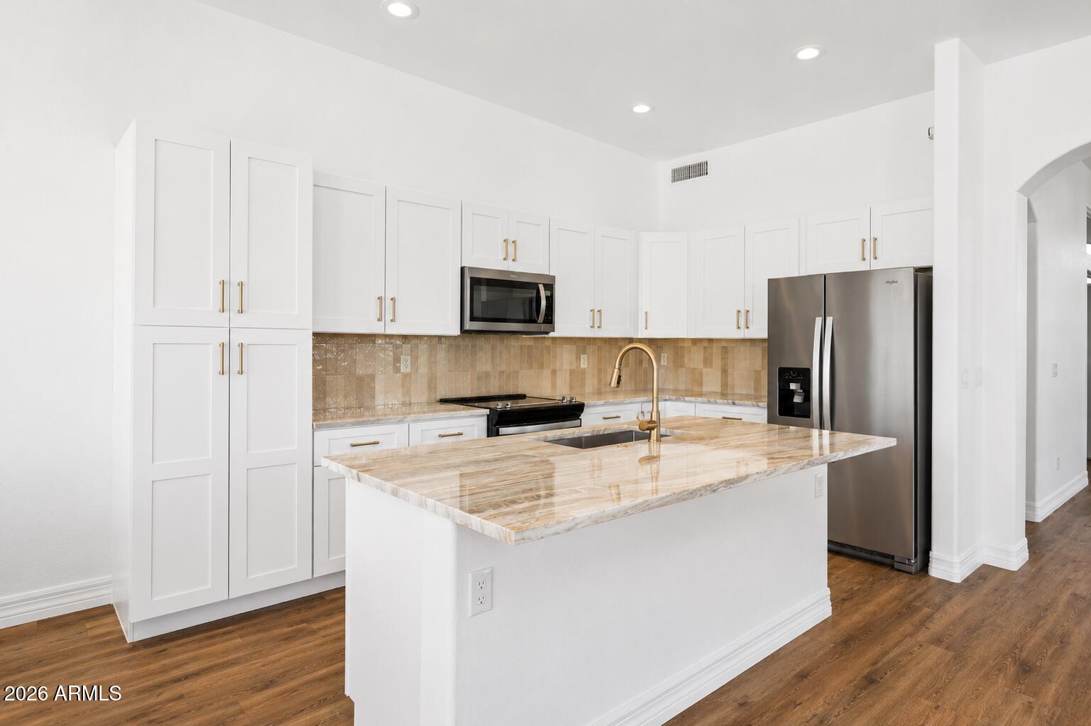 CAROL RAE RANCH - Residential