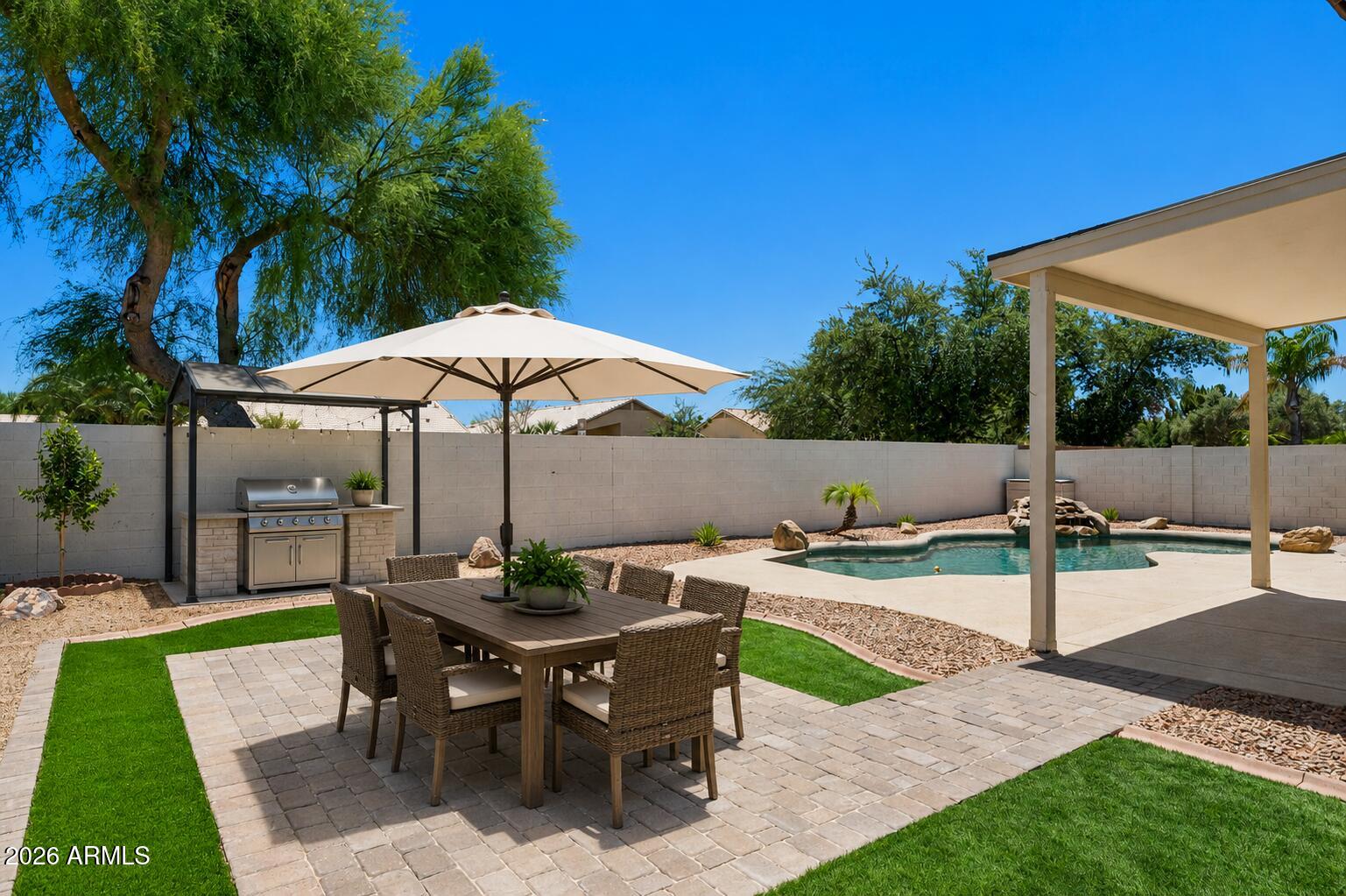 CAROL RAE RANCH - Residential