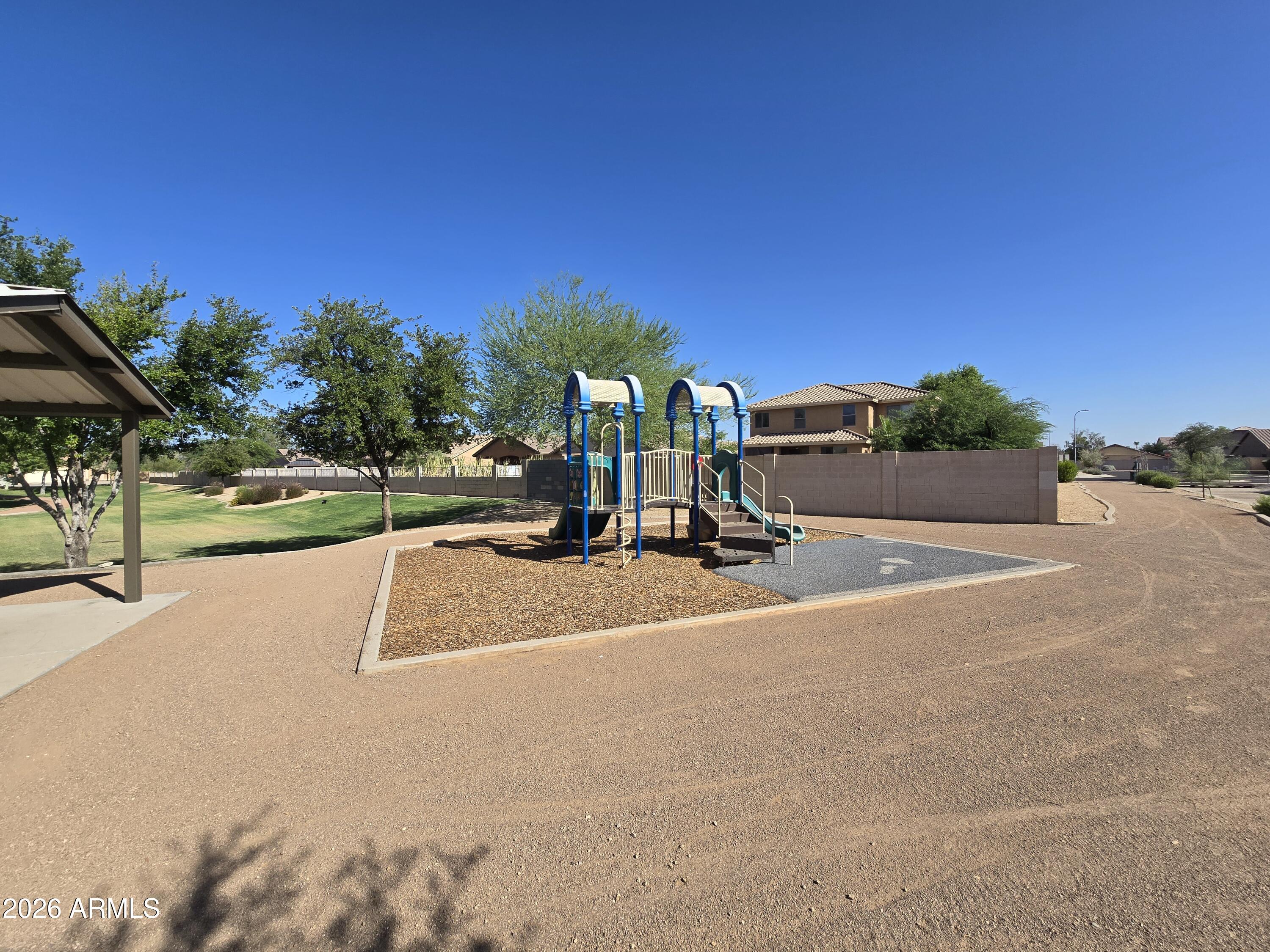 AUGUST SUN COUNTRY ESTATES - Residential