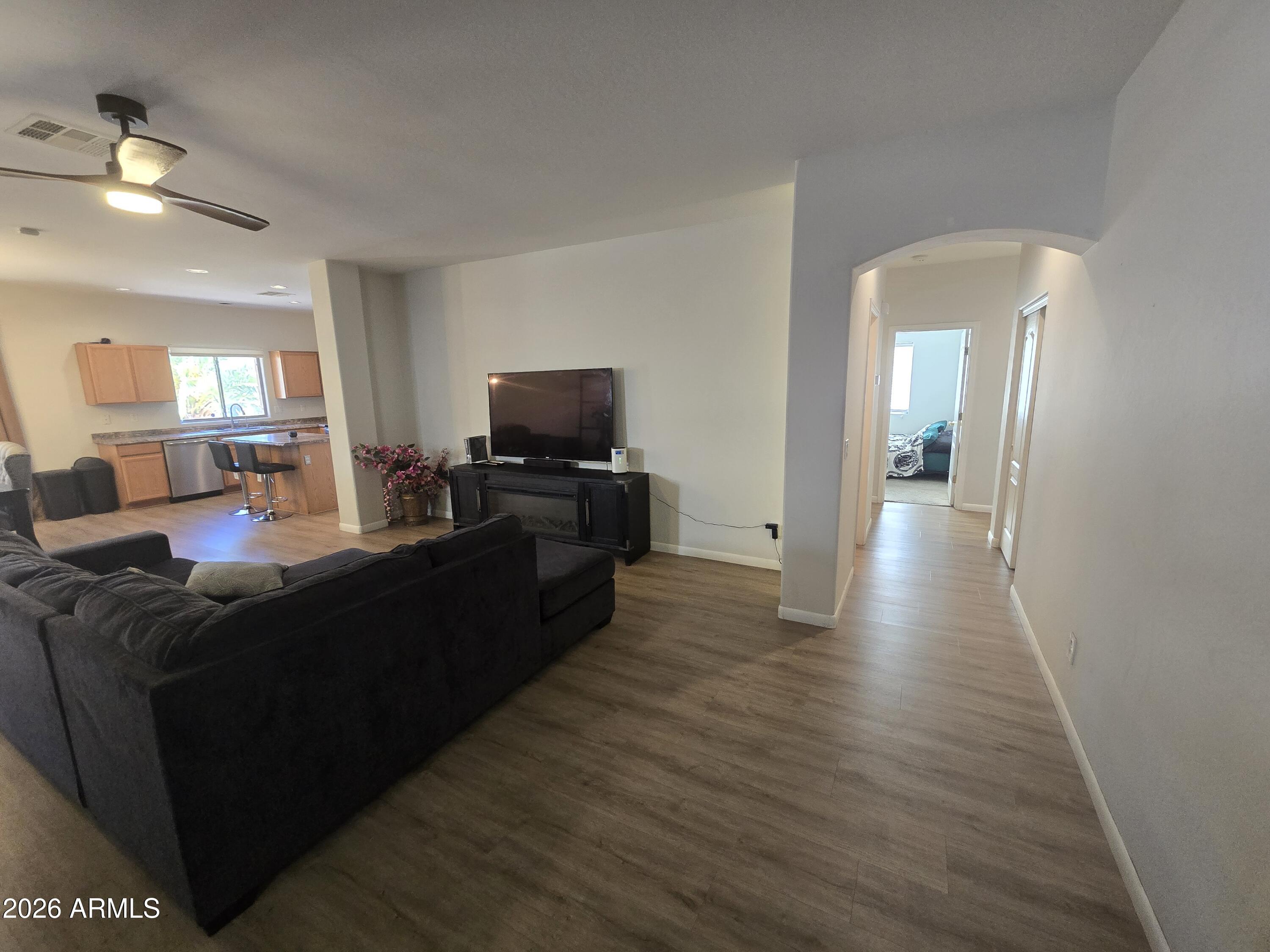 AUGUST SUN COUNTRY ESTATES - Residential