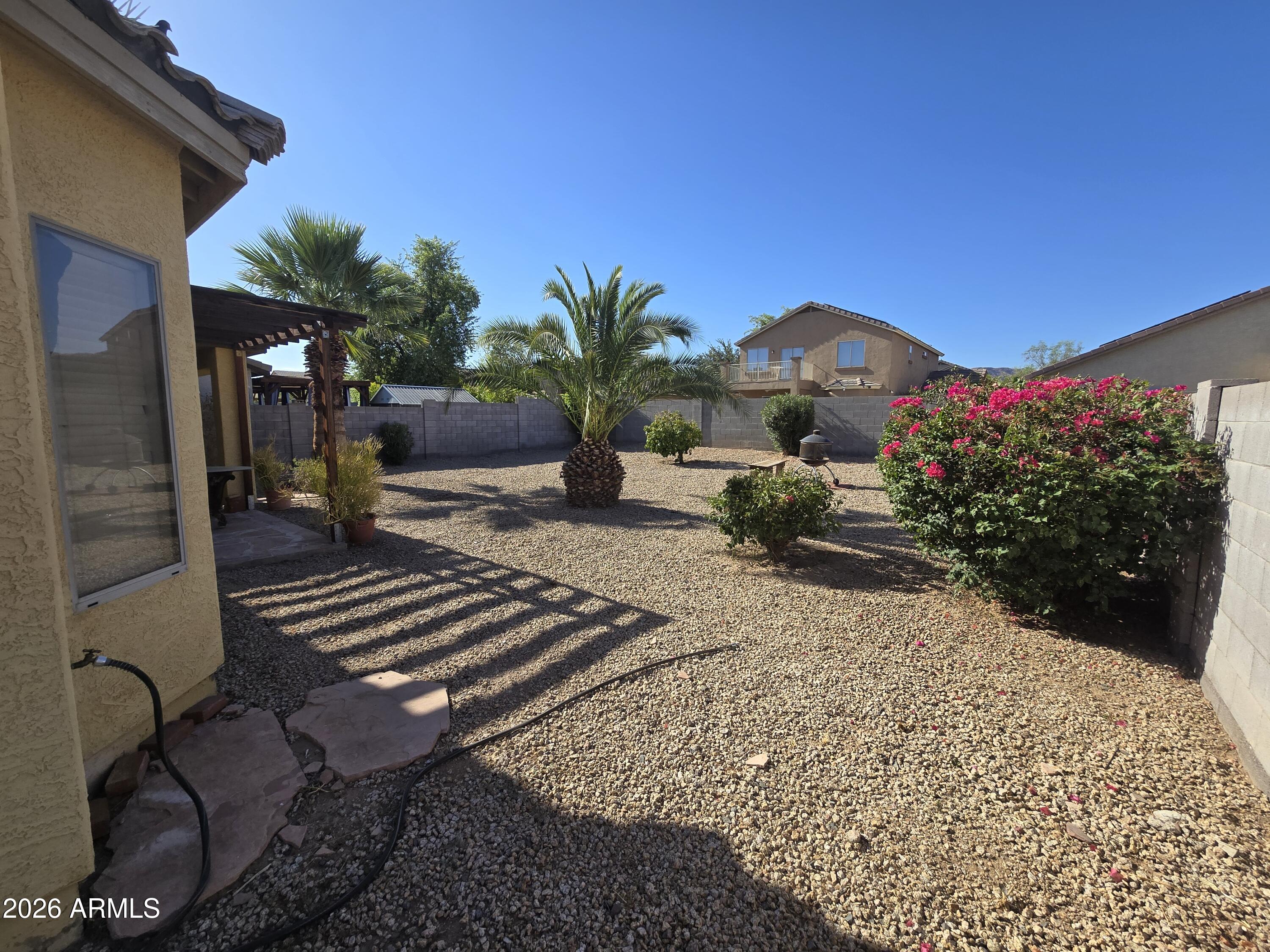 AUGUST SUN COUNTRY ESTATES - Residential