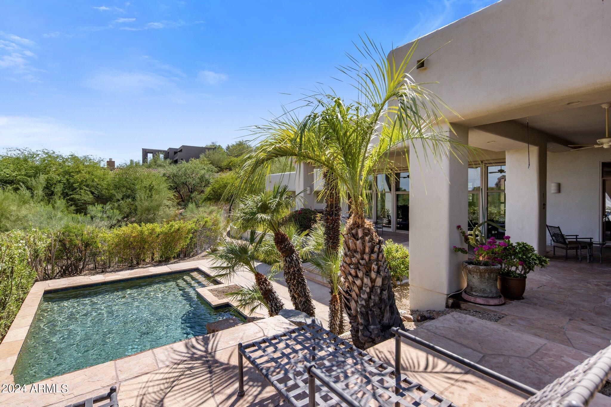 PARADISE MANSION ESTATES - Residential