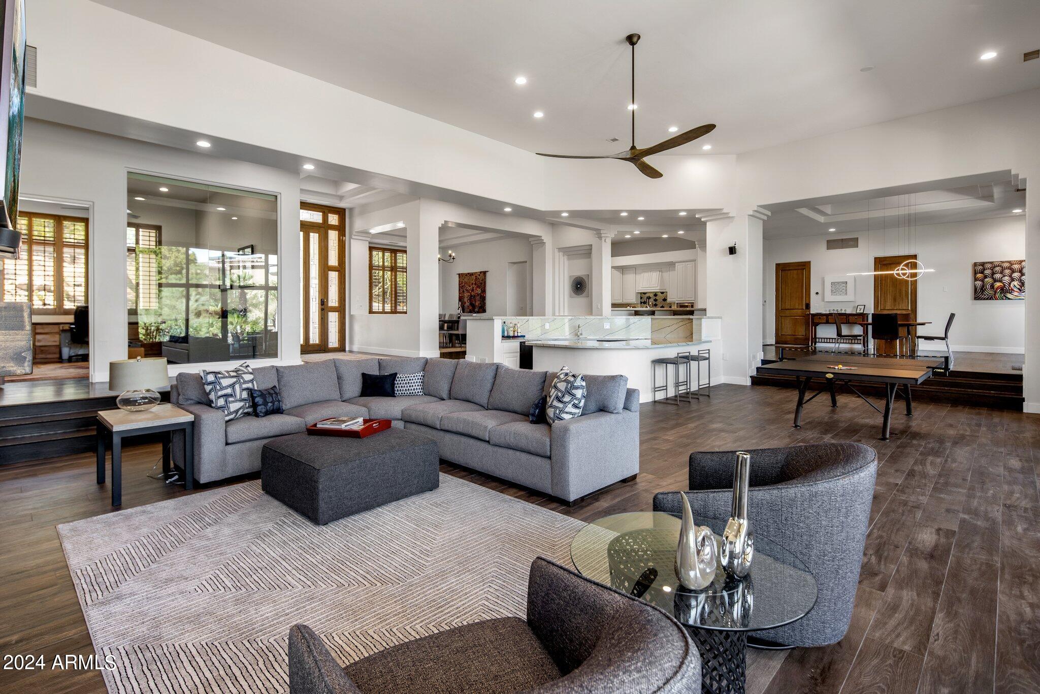 PARADISE MANSION ESTATES - Residential