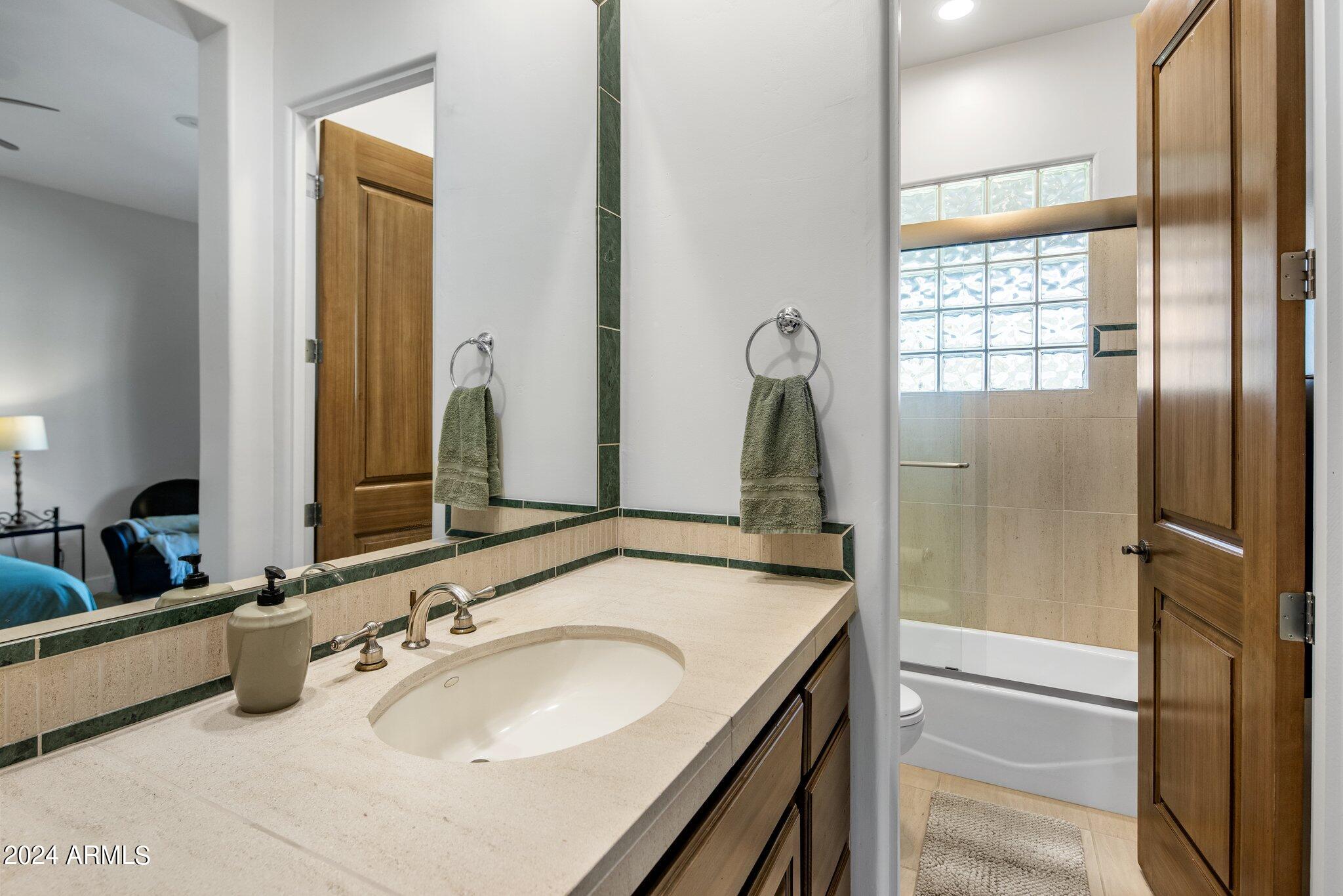 PARADISE MANSION ESTATES - Residential