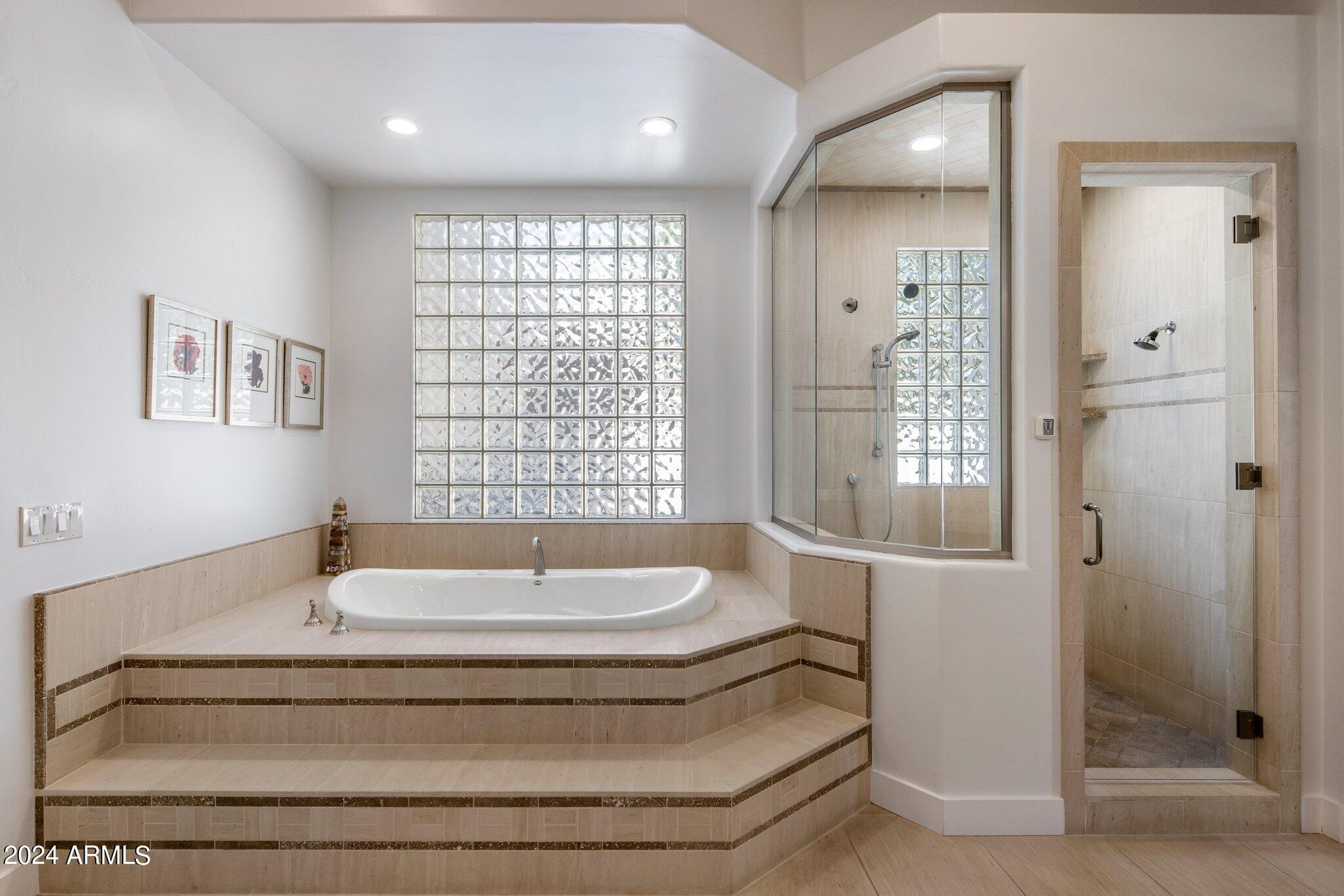 PARADISE MANSION ESTATES - Residential