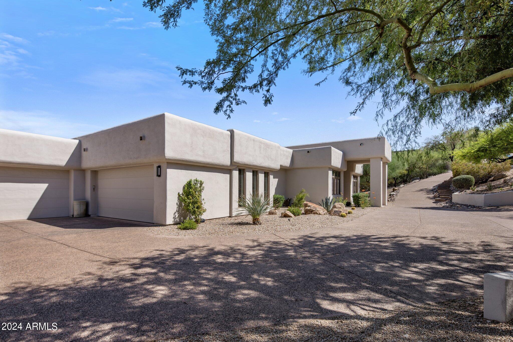 PARADISE MANSION ESTATES - Residential
