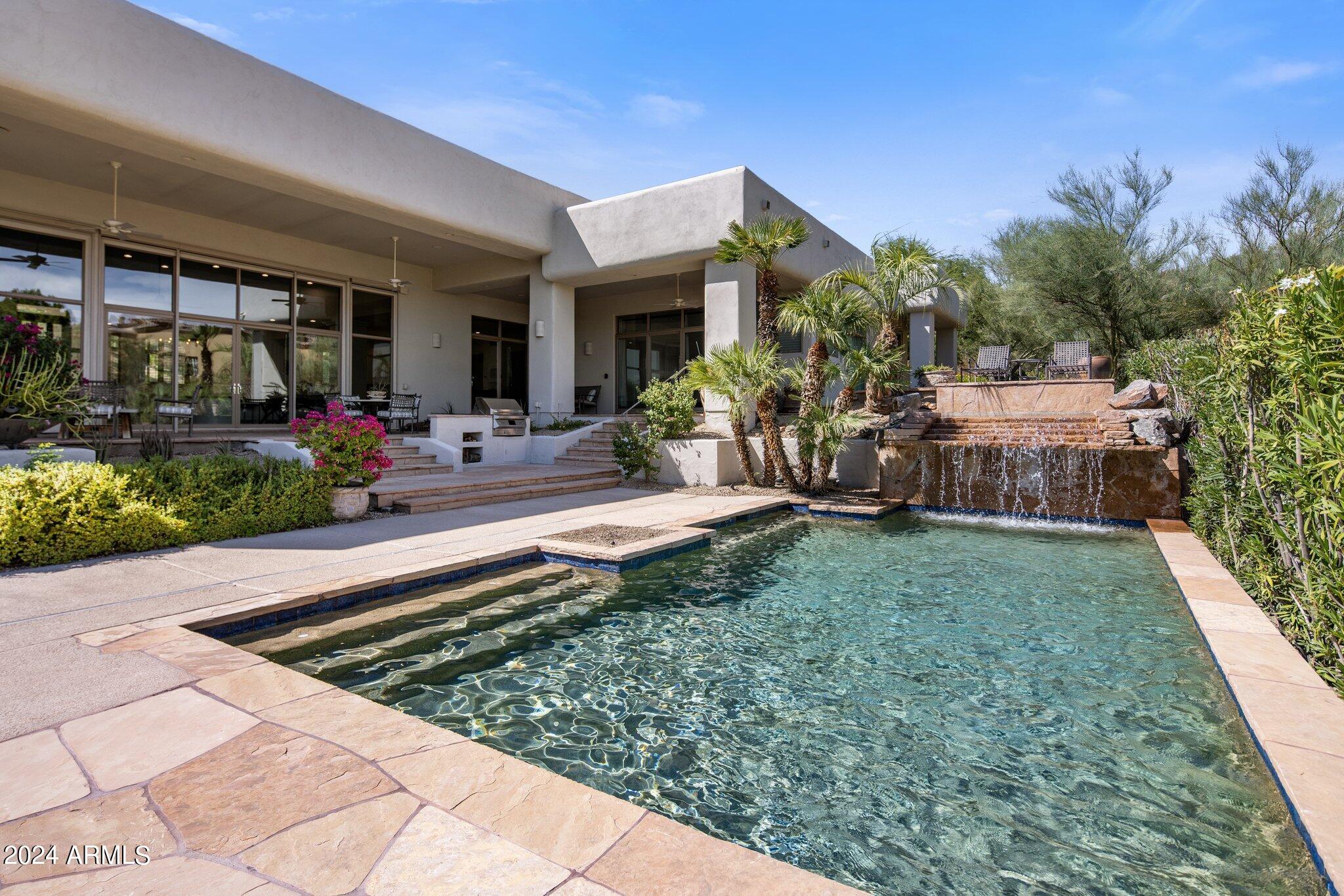 PARADISE MANSION ESTATES - Residential