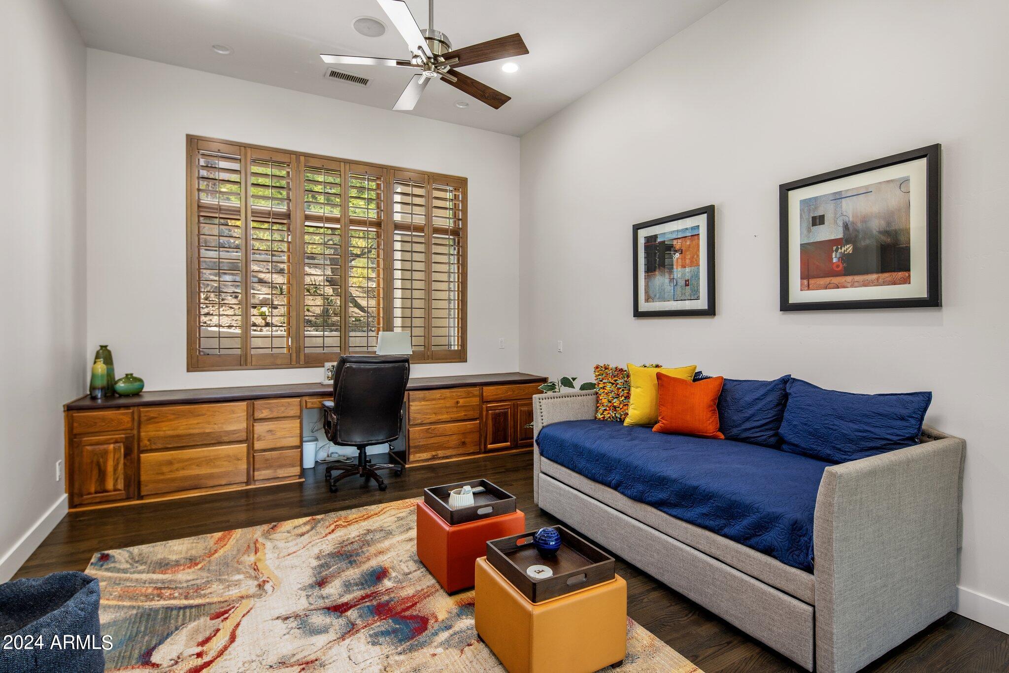 PARADISE MANSION ESTATES - Residential