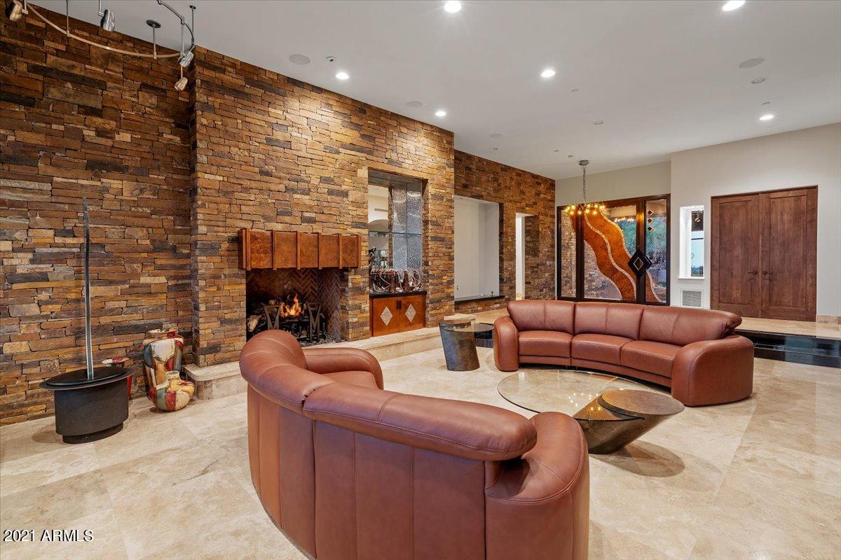 DESERT MOUNTAIN - Residential
