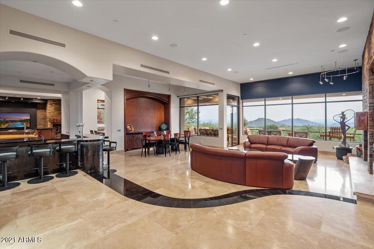 DESERT MOUNTAIN - Residential