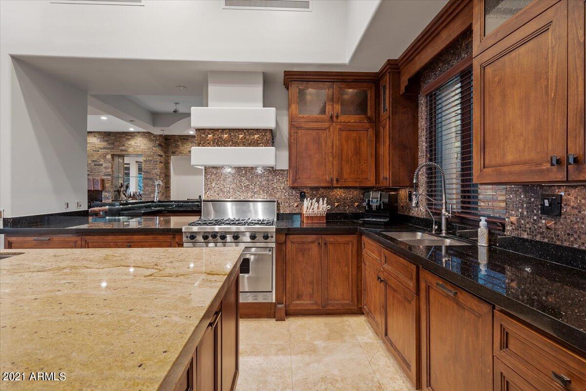 DESERT MOUNTAIN - Residential