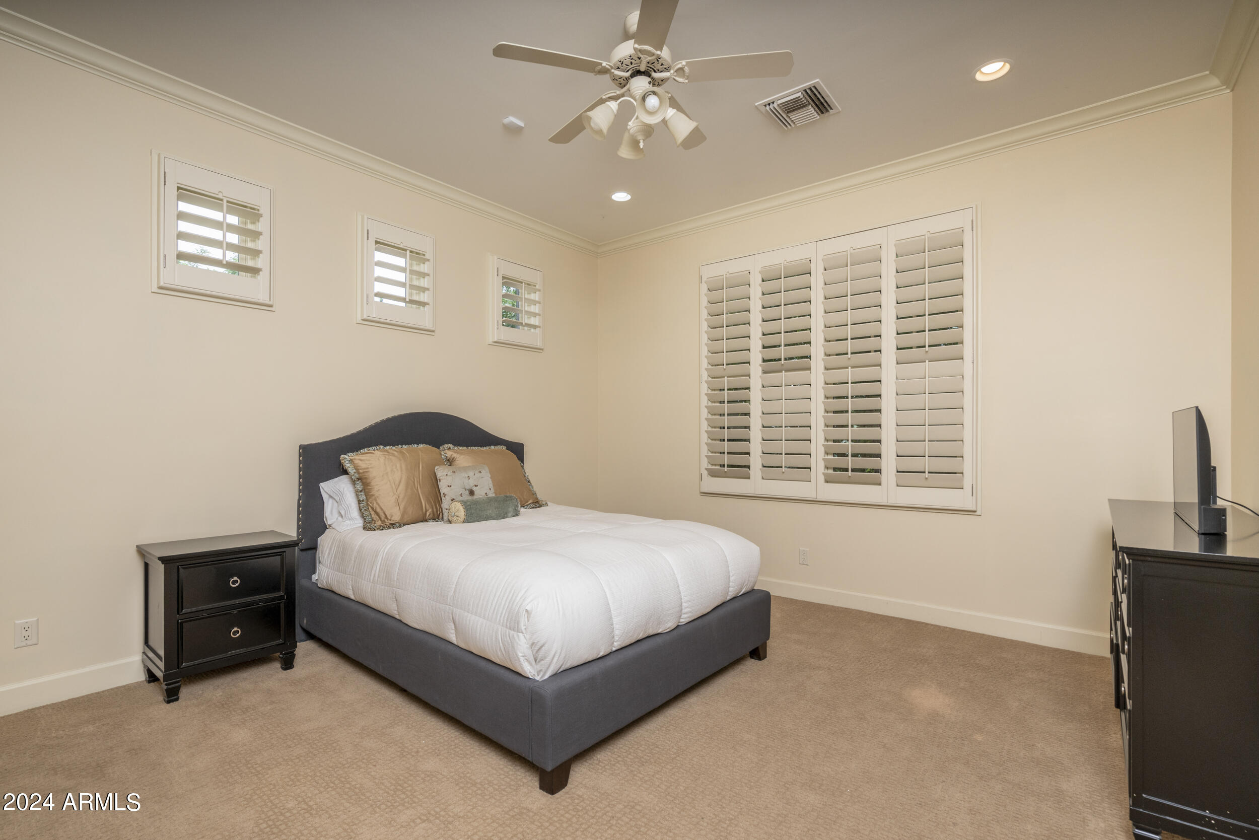 Hummingbird Place - Residential
