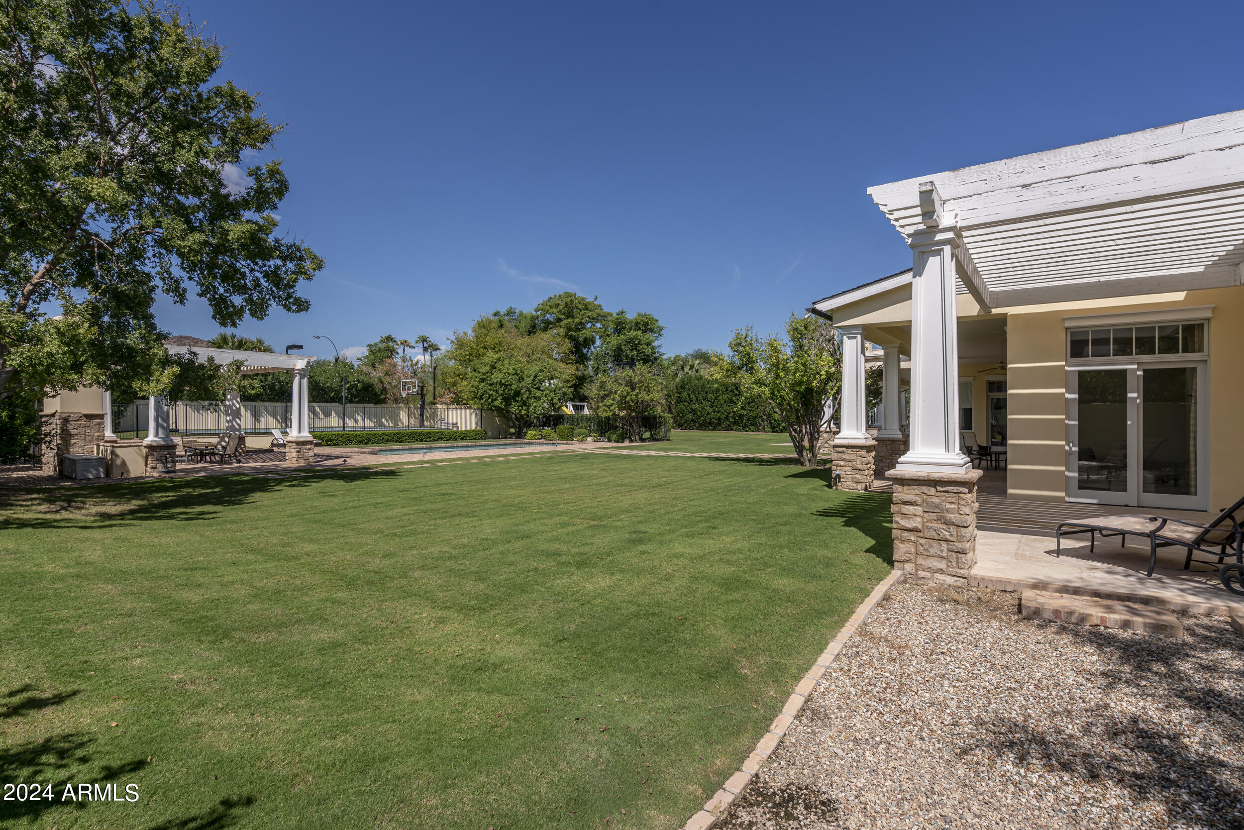 Hummingbird Place - Residential