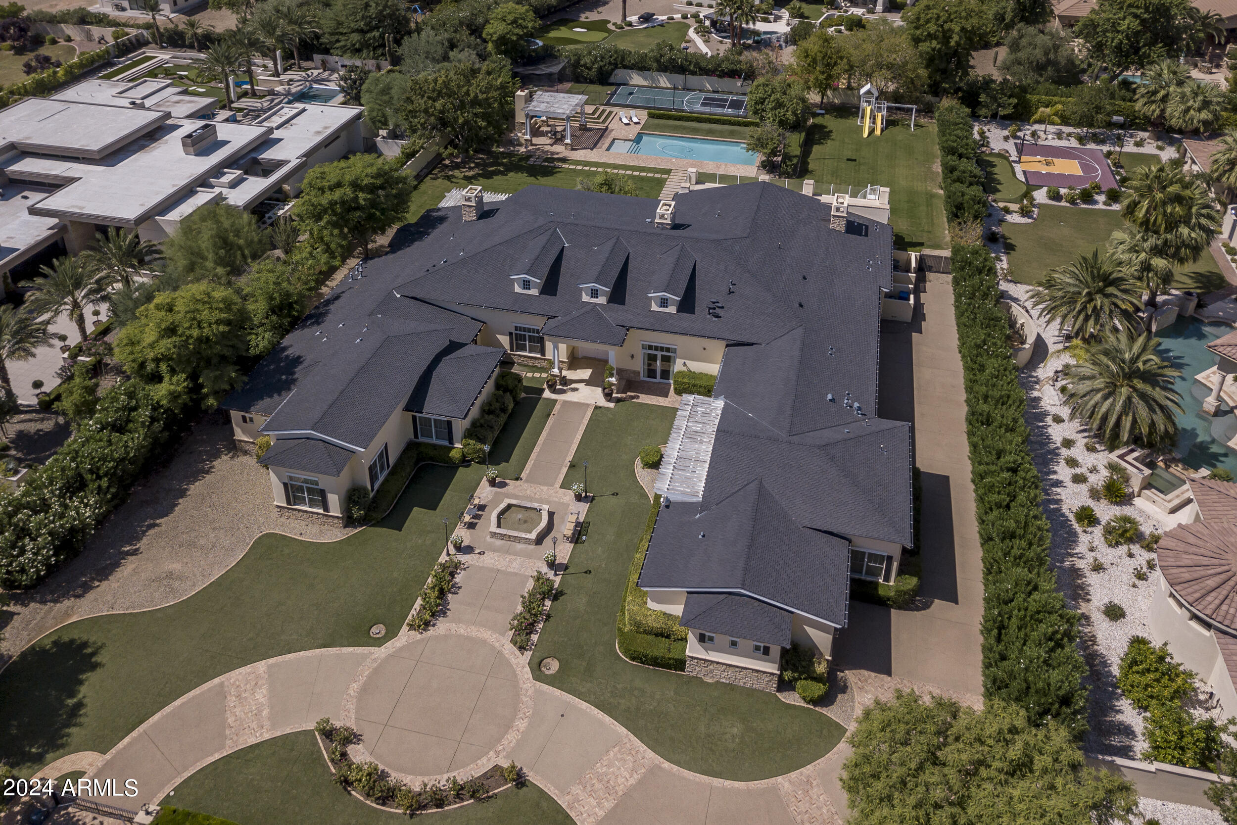 Hummingbird Place - Residential