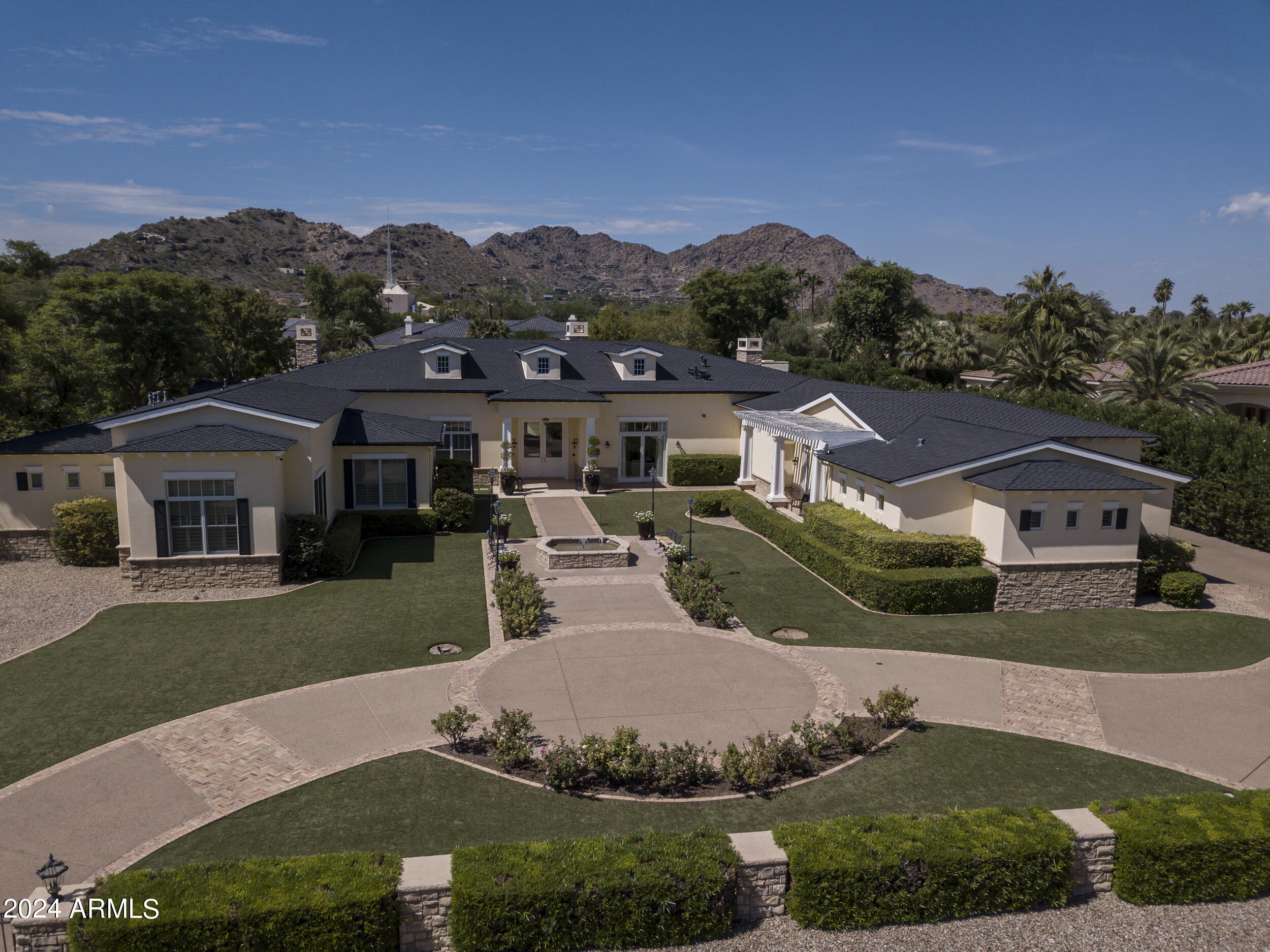 Hummingbird Place - Residential