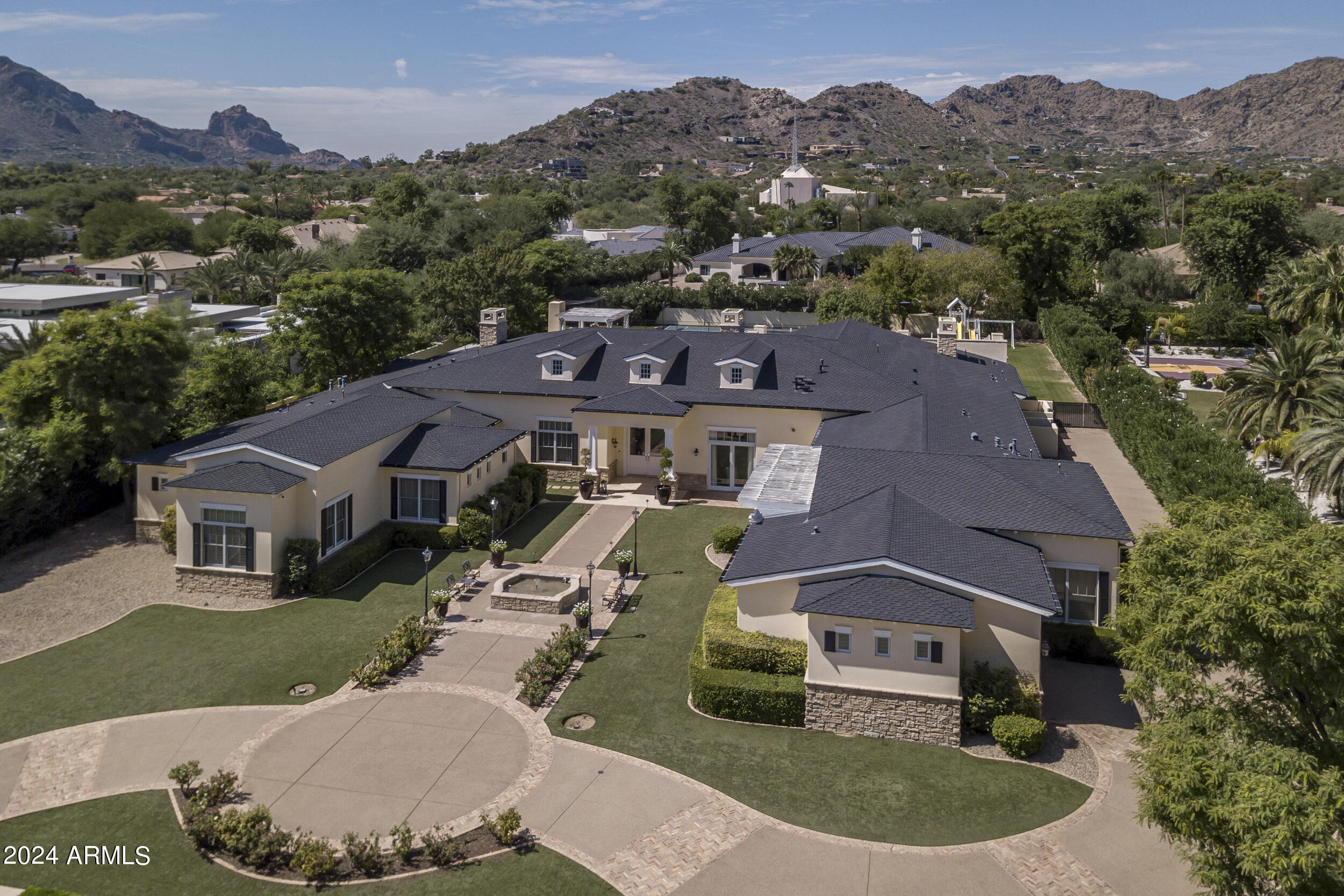Hummingbird Place - Residential