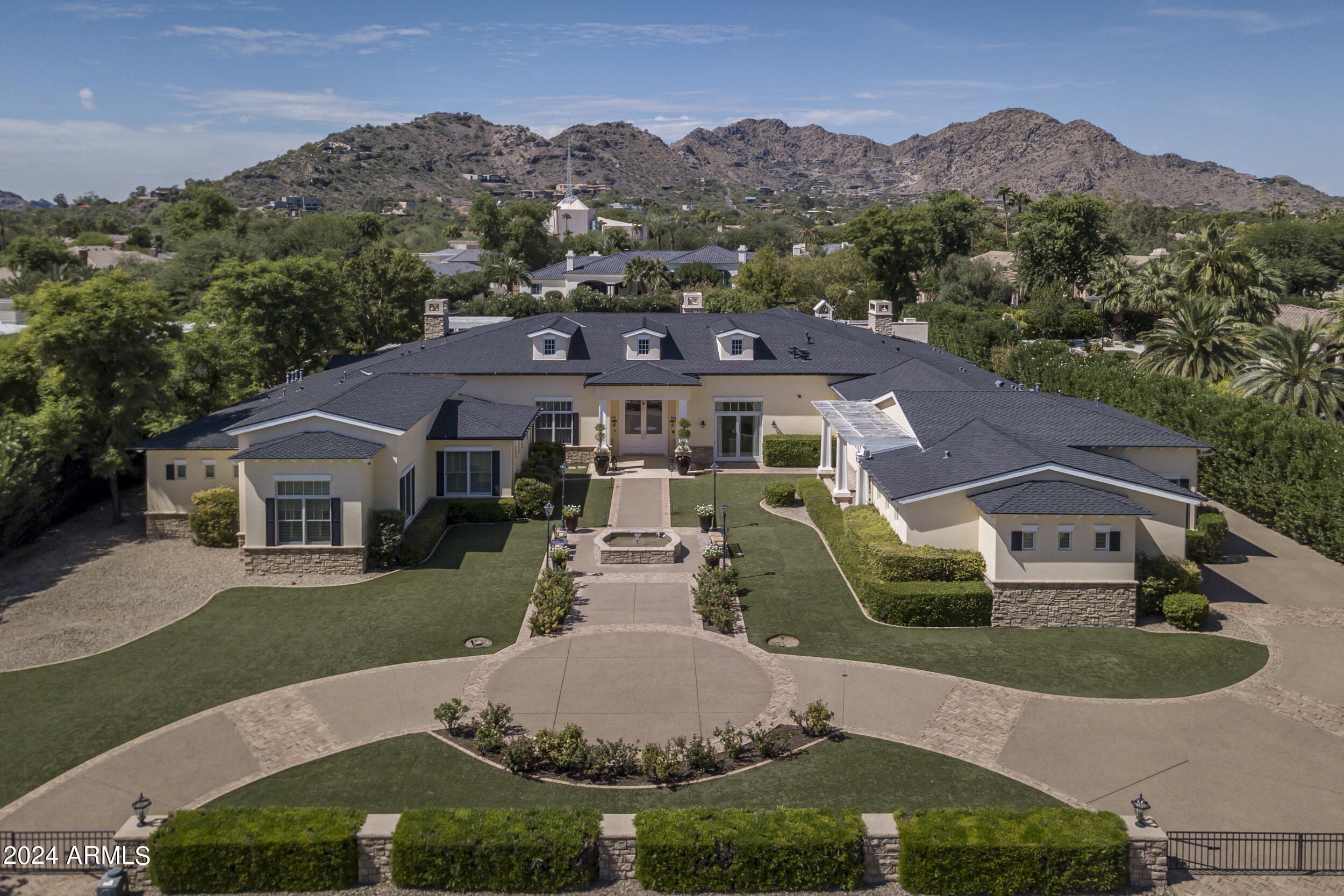 Hummingbird Place - Residential