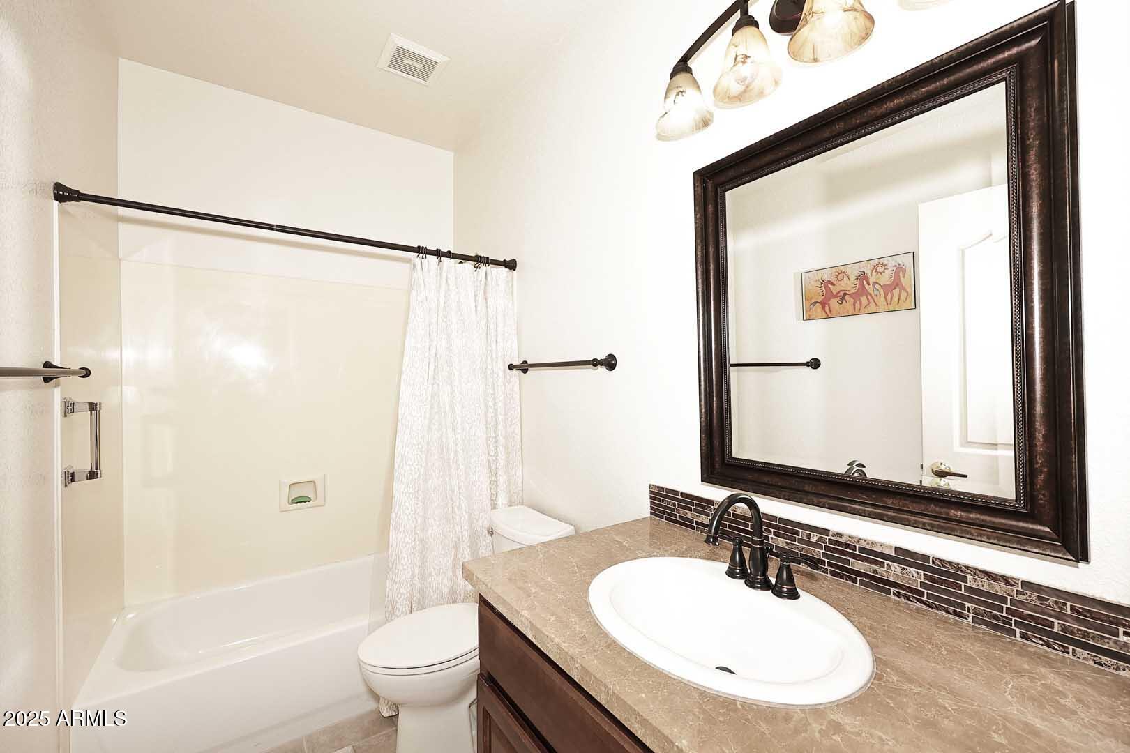 KINGSTREE VILLAGE CONDOMINIUMS AMD - Residential