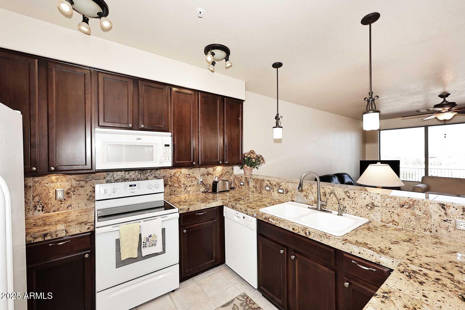 KINGSTREE VILLAGE CONDOMINIUMS AMD - Residential