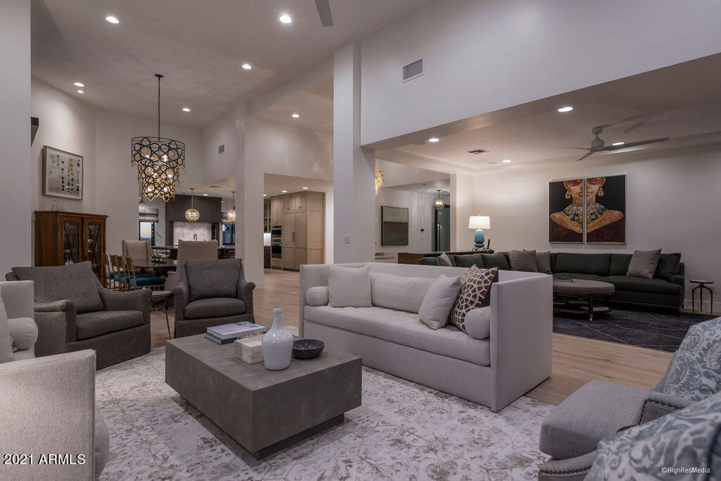 ECHO CANYON - Residential