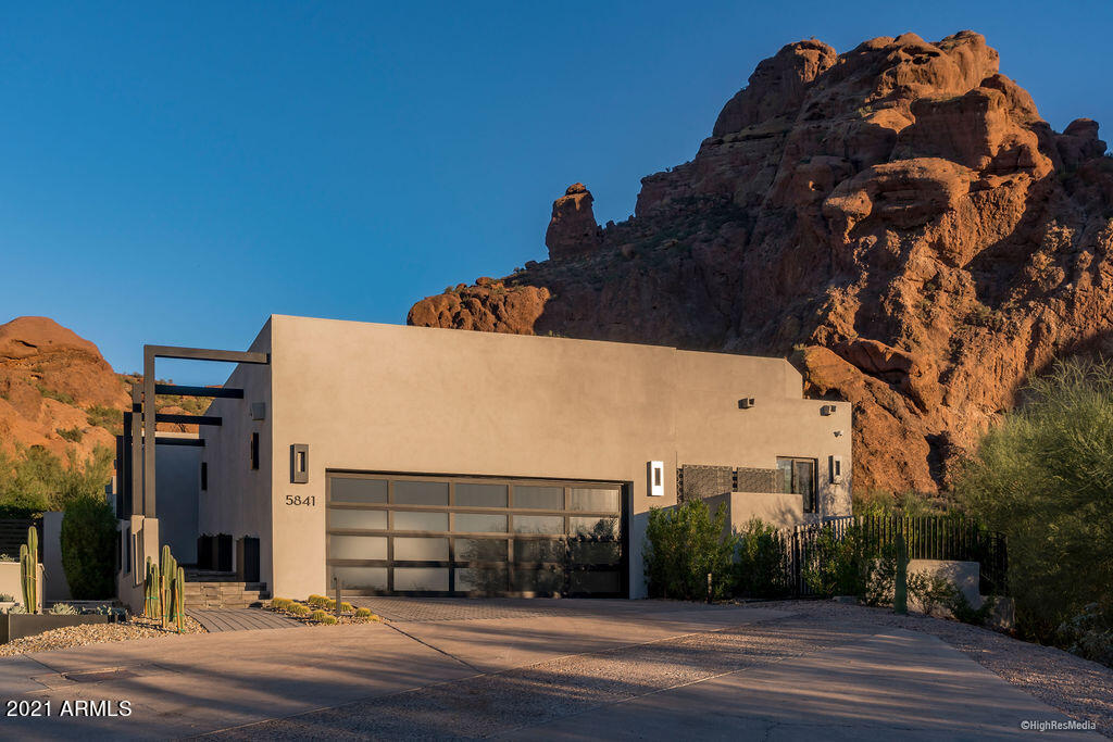 ECHO CANYON - Residential