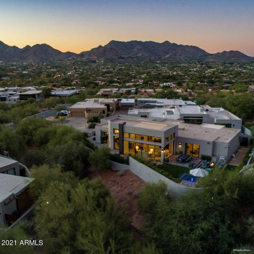ECHO CANYON - Residential