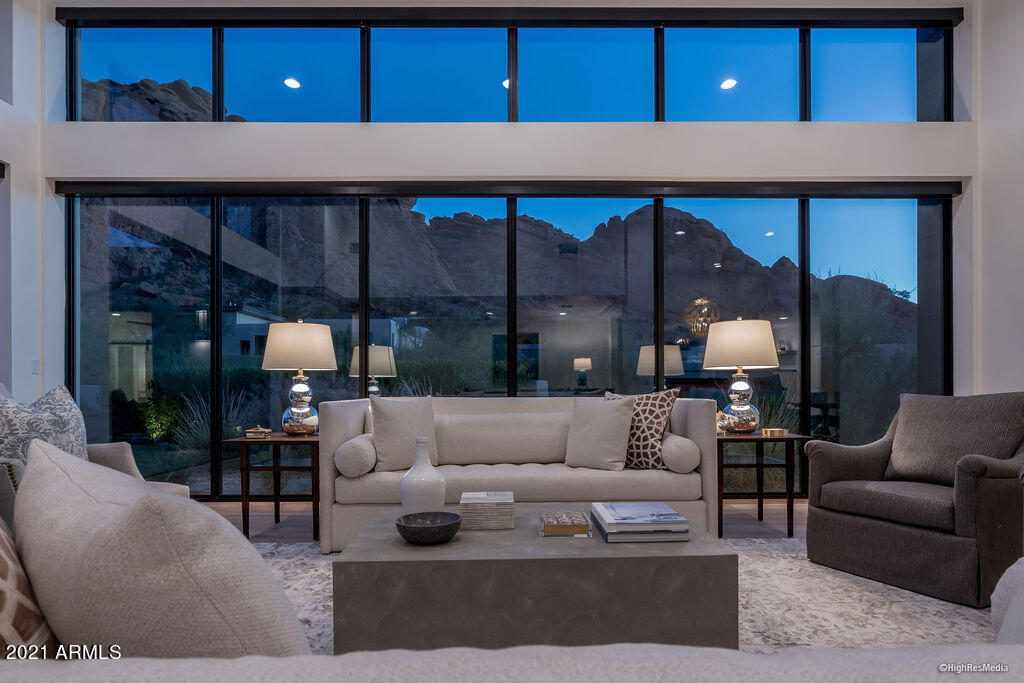 ECHO CANYON - Residential