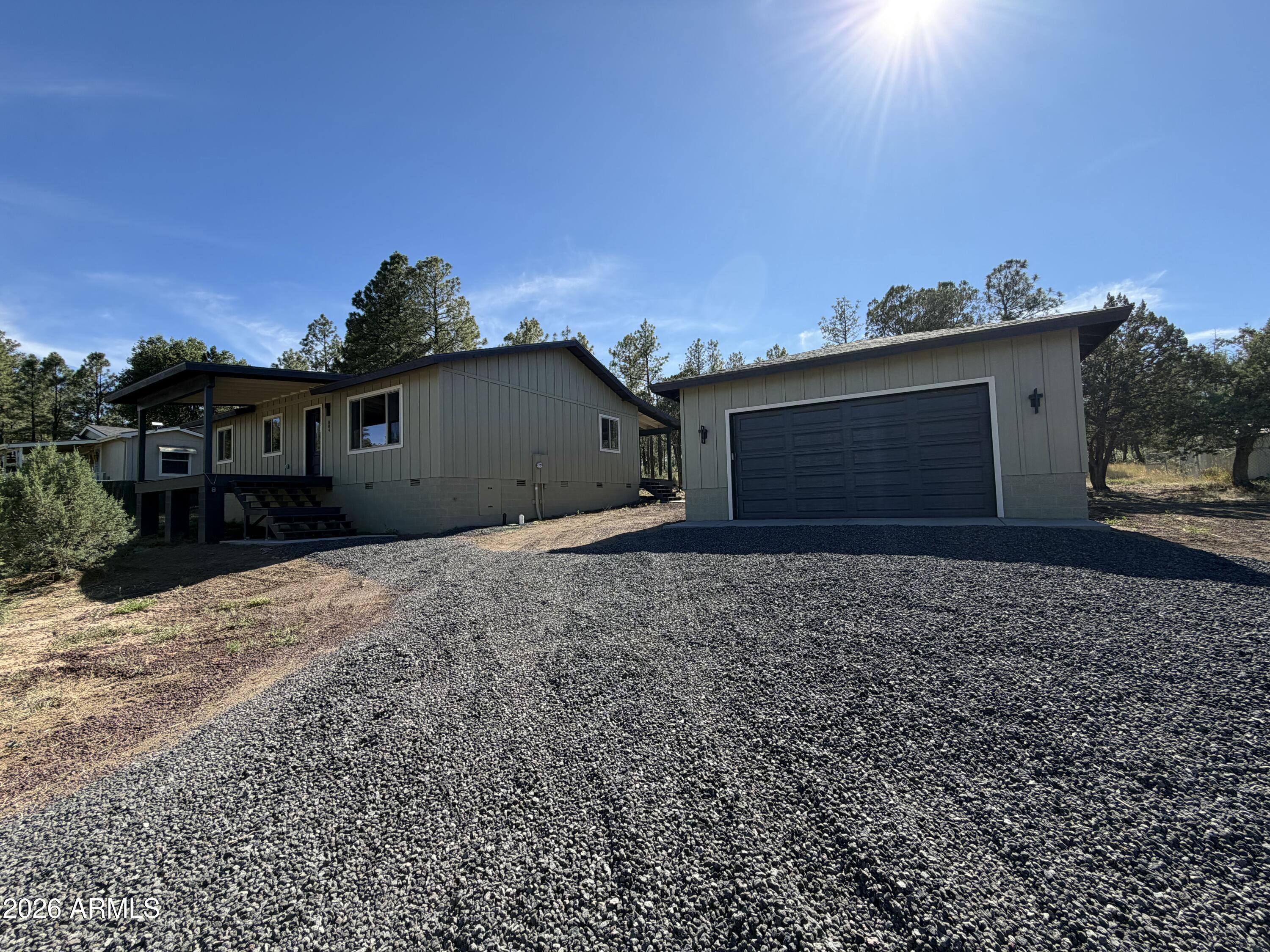SPORTSMANS RETREAT - Residential